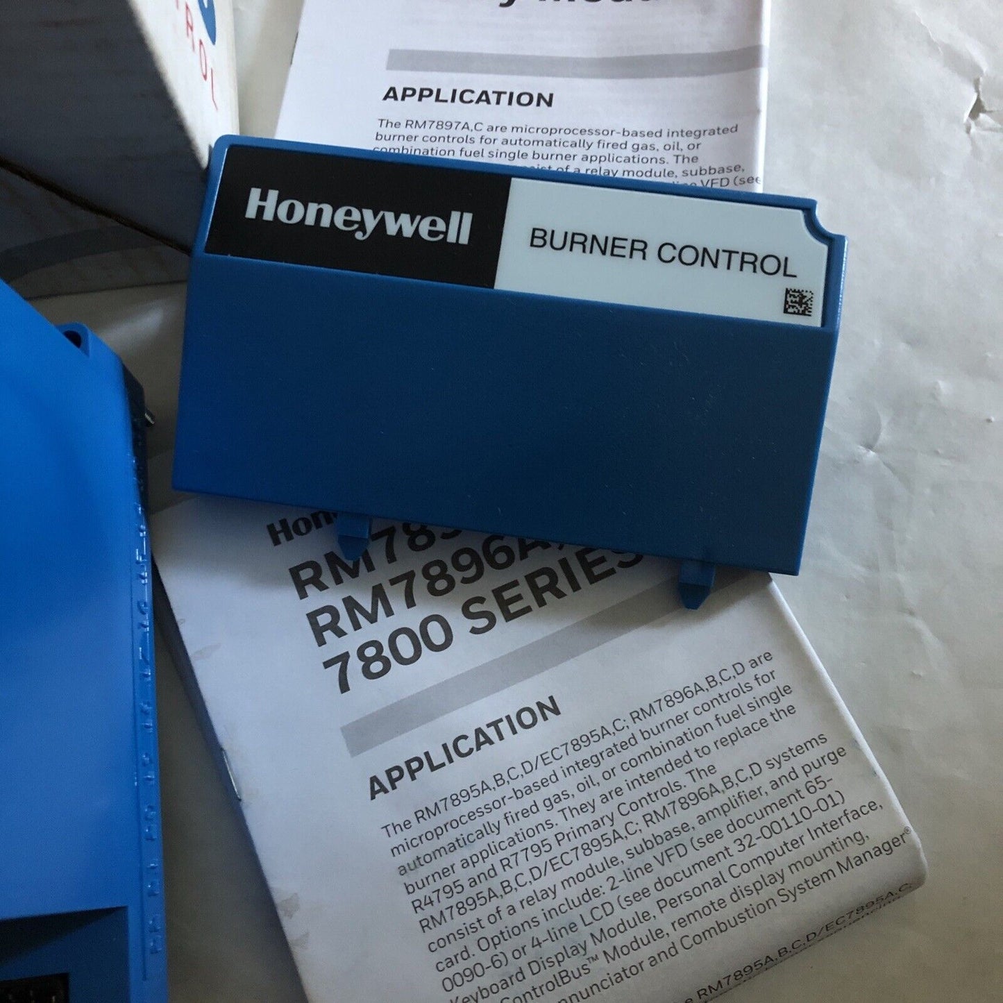 New Honeywell Burner Control Rm7895 A 1048,Honeywell Rm7895a1048,So
