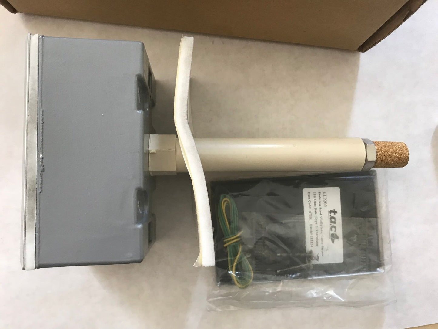 New Bapi Ba/H320-D,Bapi Duct Humidity Sensor For Wet Locations,St