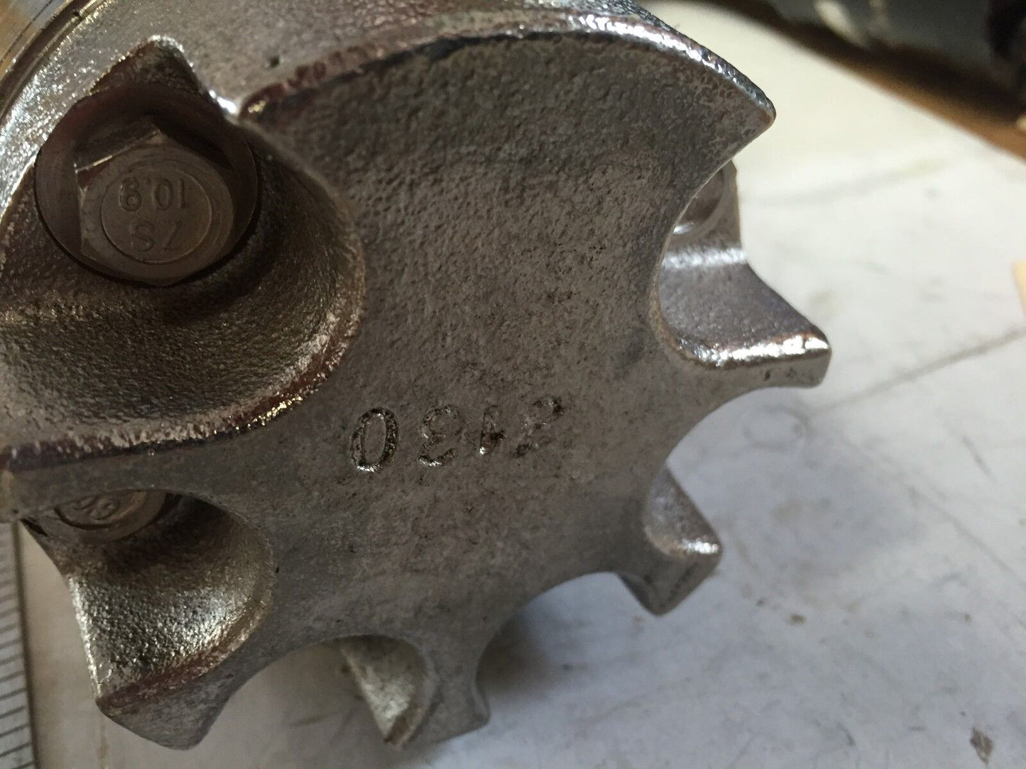White Rgo13999,276090,276090/131/0Zaaaa,Rg013999,At1,8130,At2 Hydraulic Motor,Cl