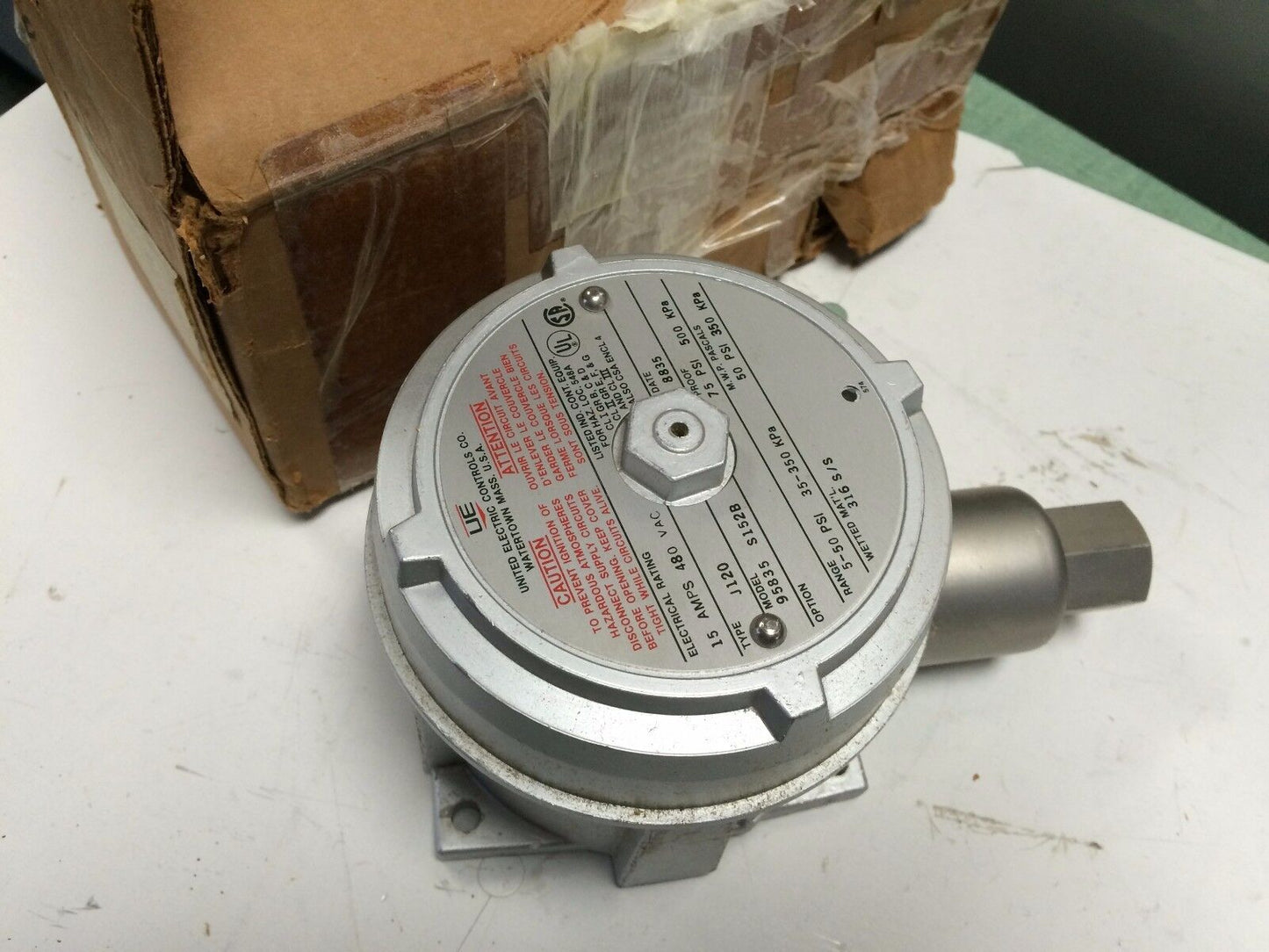 3/4" United Electric 95835 S152b,1/50# Spdt Xprf # Sw;Ss Bellow,J120 Valve,Cg