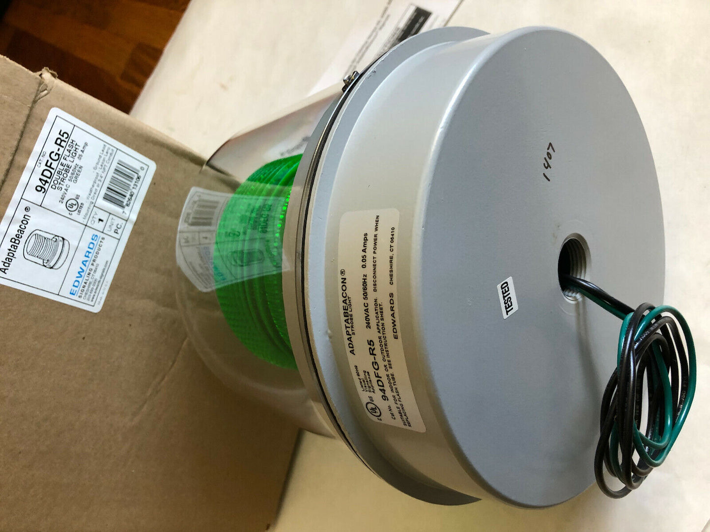 New  Edwards  94Dfg-R5 Strobe_Df_Grn_240Ac ,Adaptabeacon ,Cn,Sj