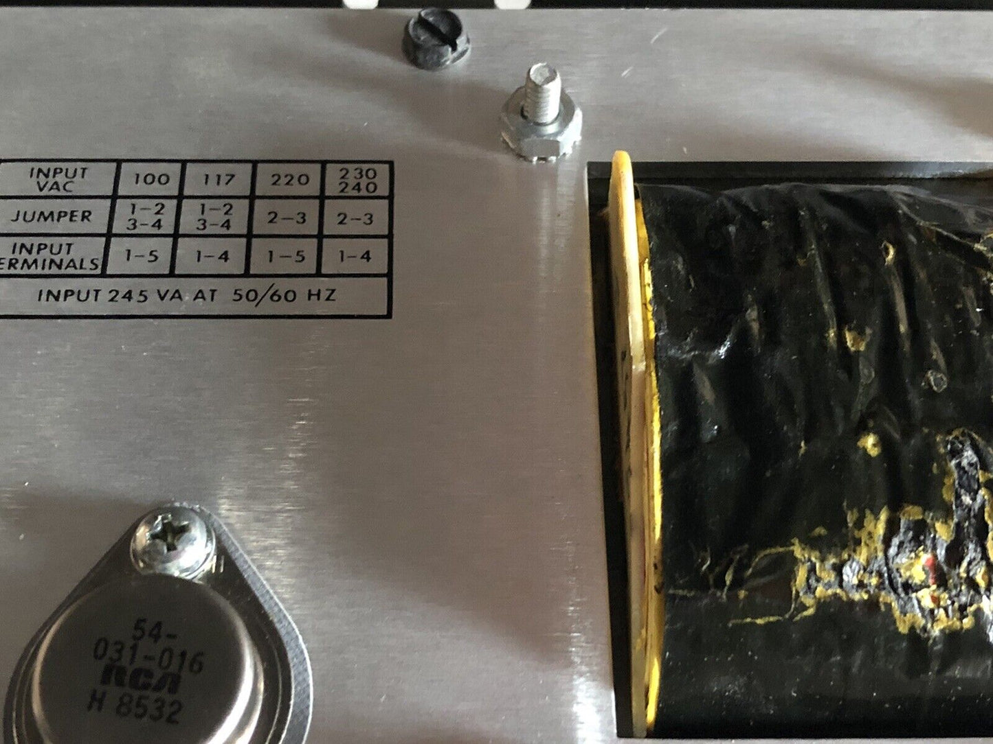 Acdc Etv551-116 Power Supply Ip 100/117/200V Op:5/12V 8/1.7Amp ,Az