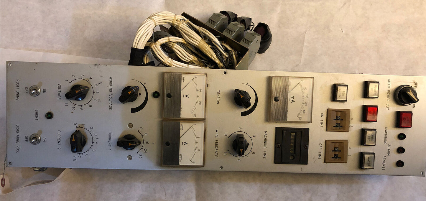 Okuma Howa Cnc Control Panel,Wire Feedrate,Volts,Amps A660-2001-T992,Display,Dc