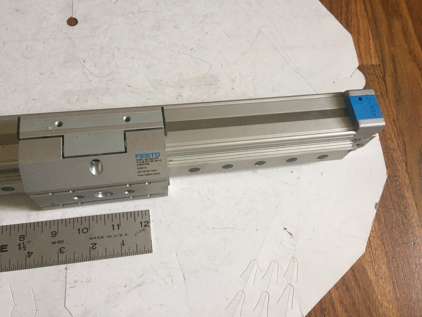 New Festo Dgpl-25-320-Pp V-A-B-Gf-Gk-Sh-D,23407249 Linear Axis Actuator,Be