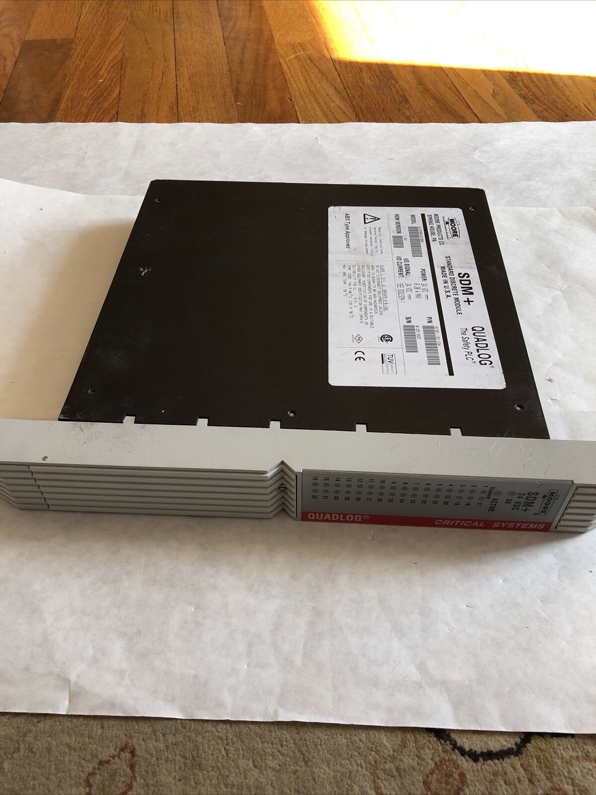 Moore Sdm+ Quadlog,Qlsdm024dcbbn,Sdm+ 24 Vdc,Standard Discrete Module,Bz