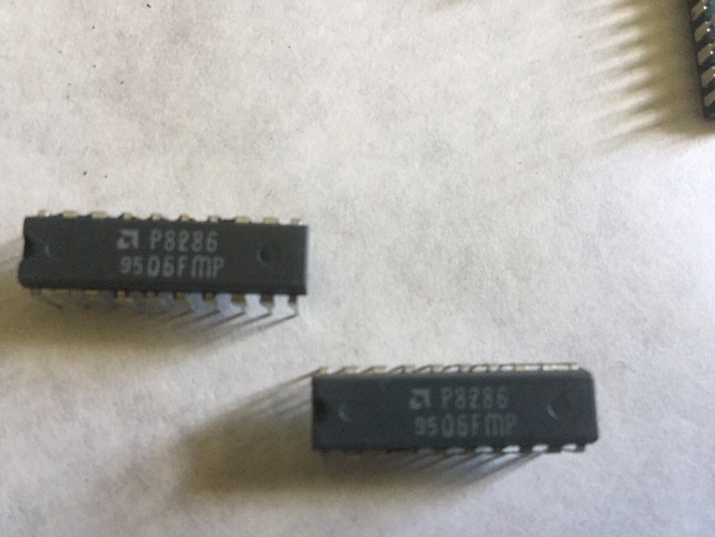 New Lot 37 Intel P8286 9506Fmp,Intel Ic8286, Cr