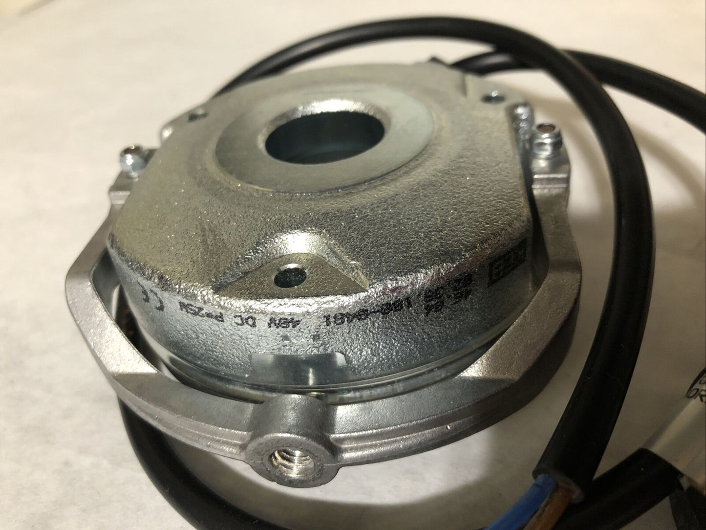 New Keb 023813N-305U Motor Brake, 48 Vdc, 25 Watts, 3.7 Ft-Lb 1/2" Bore,Fi