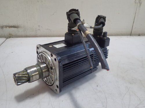 Yaskawa Sgmgh-13A2a-Yr62 Servo Motor,Rpm 1500Rpm,1300W,16.7A,Bt