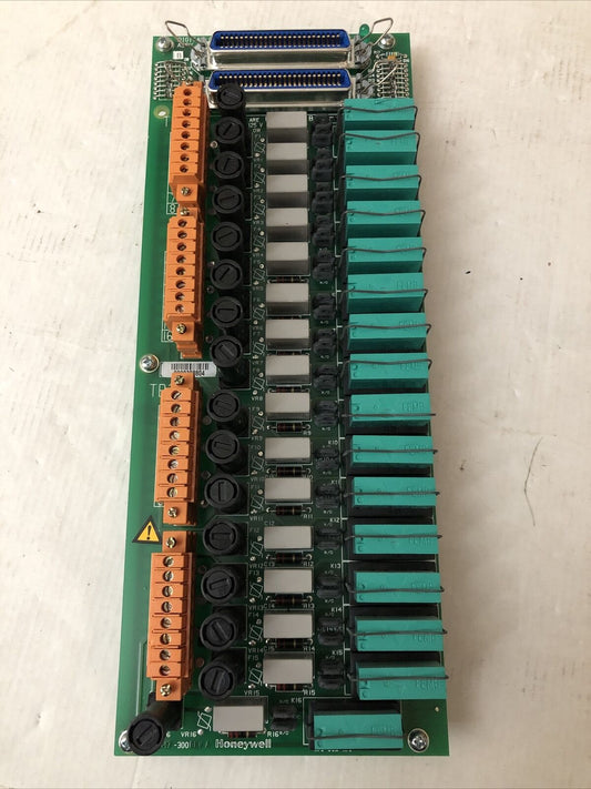 New Honeywell  51309148-125 Output Module 120Vac Relay Mu-Tdor12,Cu