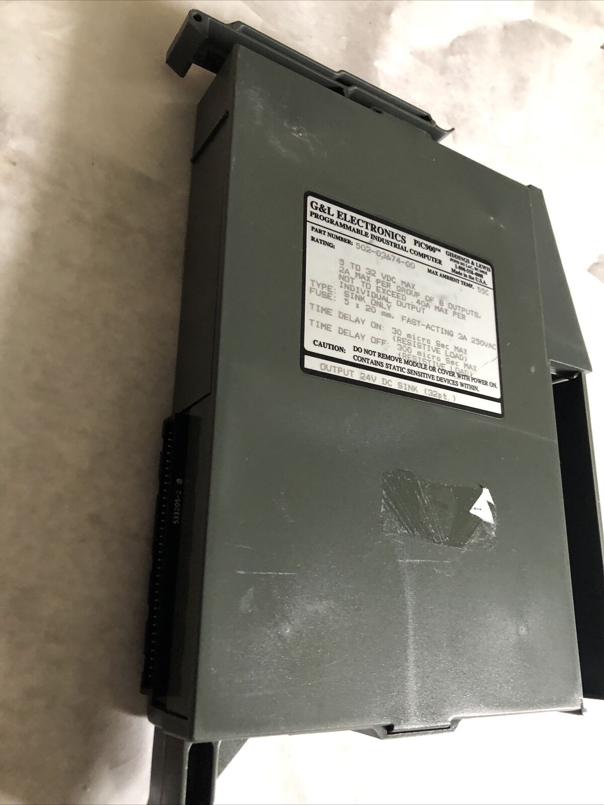 Giddings & Lewis  502-03674-00 G&L Electronics Output 24Vdc 32Pt,Bc