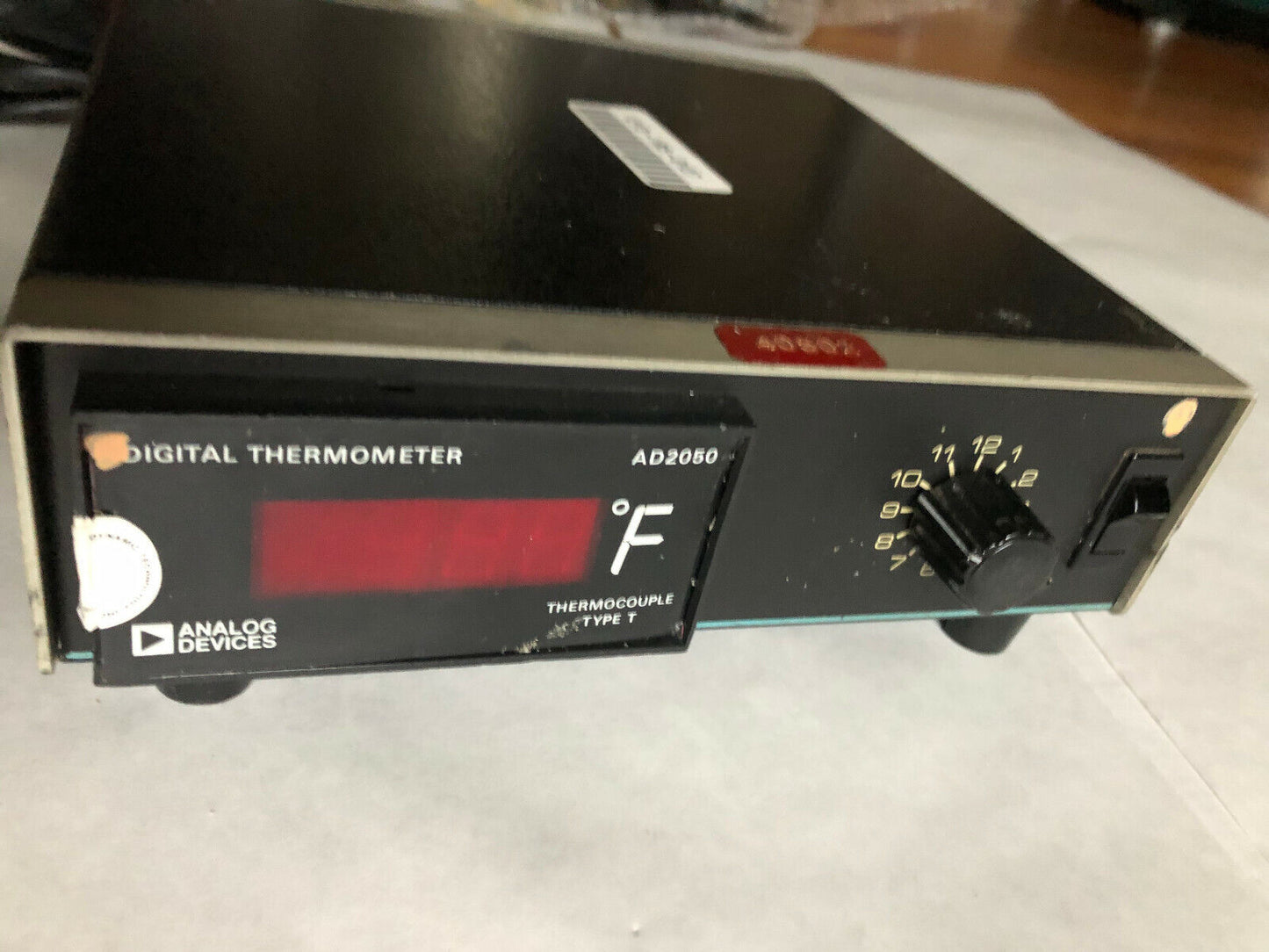 Analog Devices Ad2050,Ad2050t/1/Dss Digital Thermometer, 120Vac Type T,Di