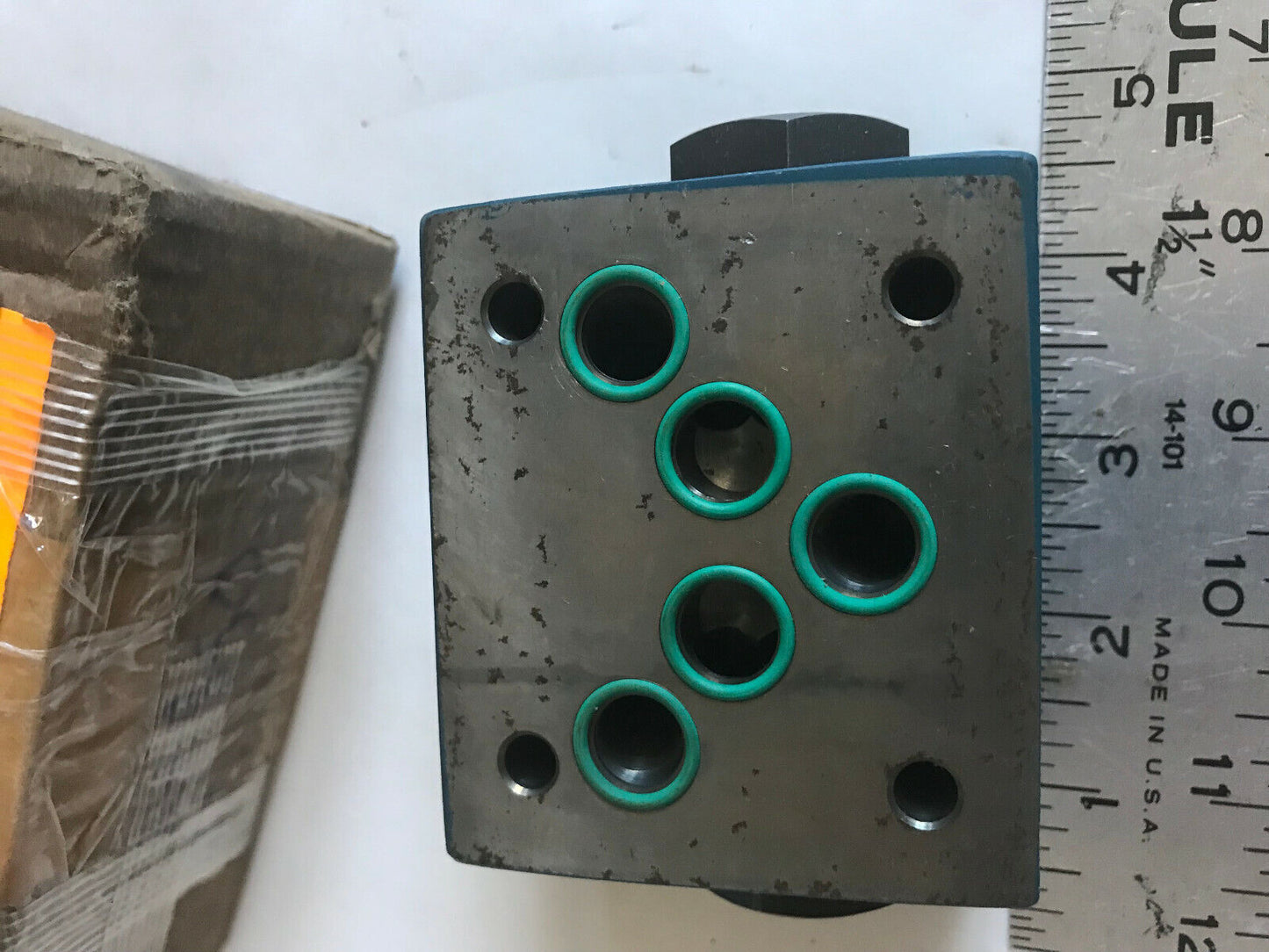 New Bosch 0 811 020 028 Hydraulic Sandwich Plate Valve 4500Psi,918 France,Sd