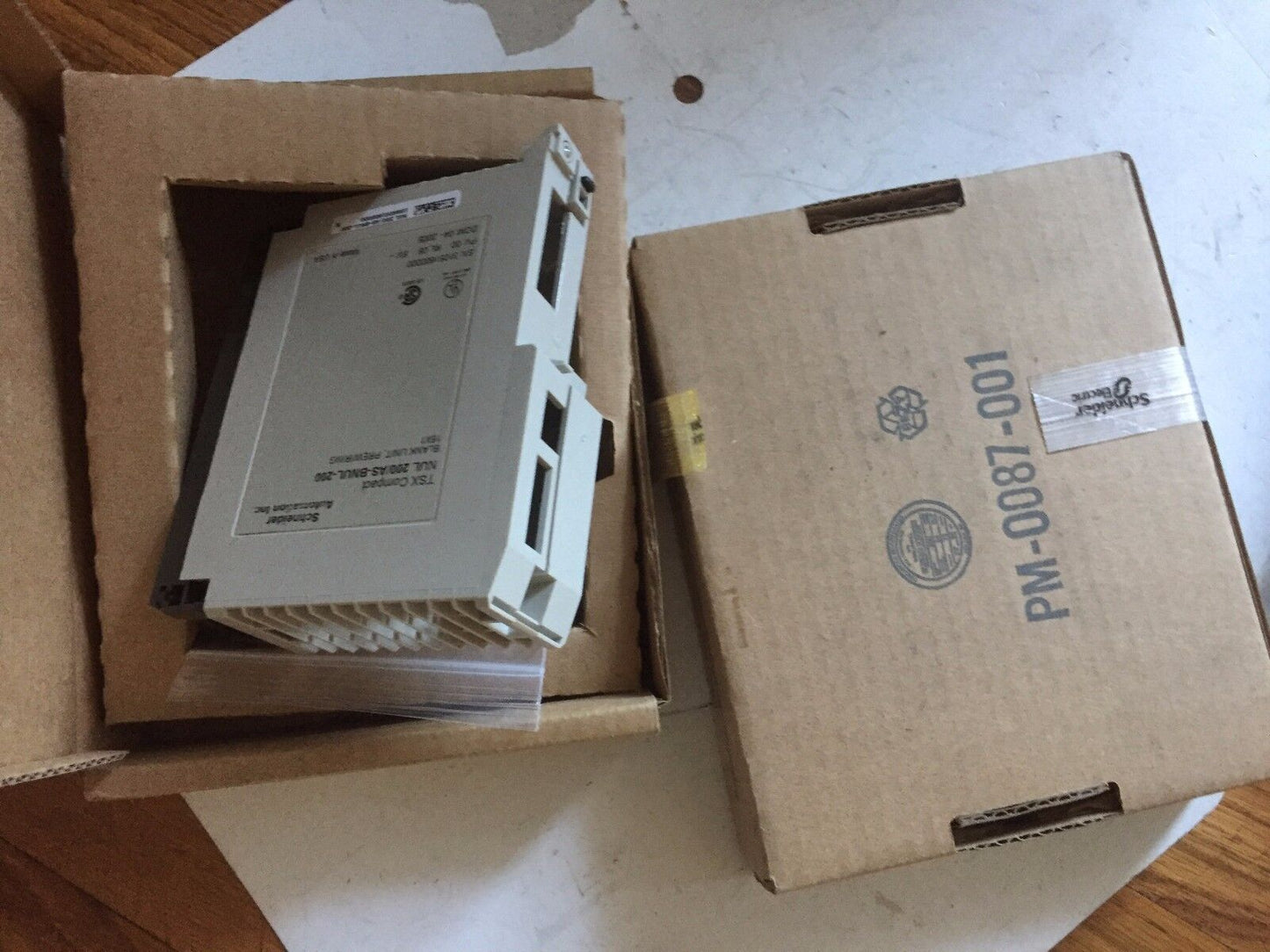 New Schneider Automation Nul 200/As-Bnul-200 Tsx Compact Blank Nul 200,Ad