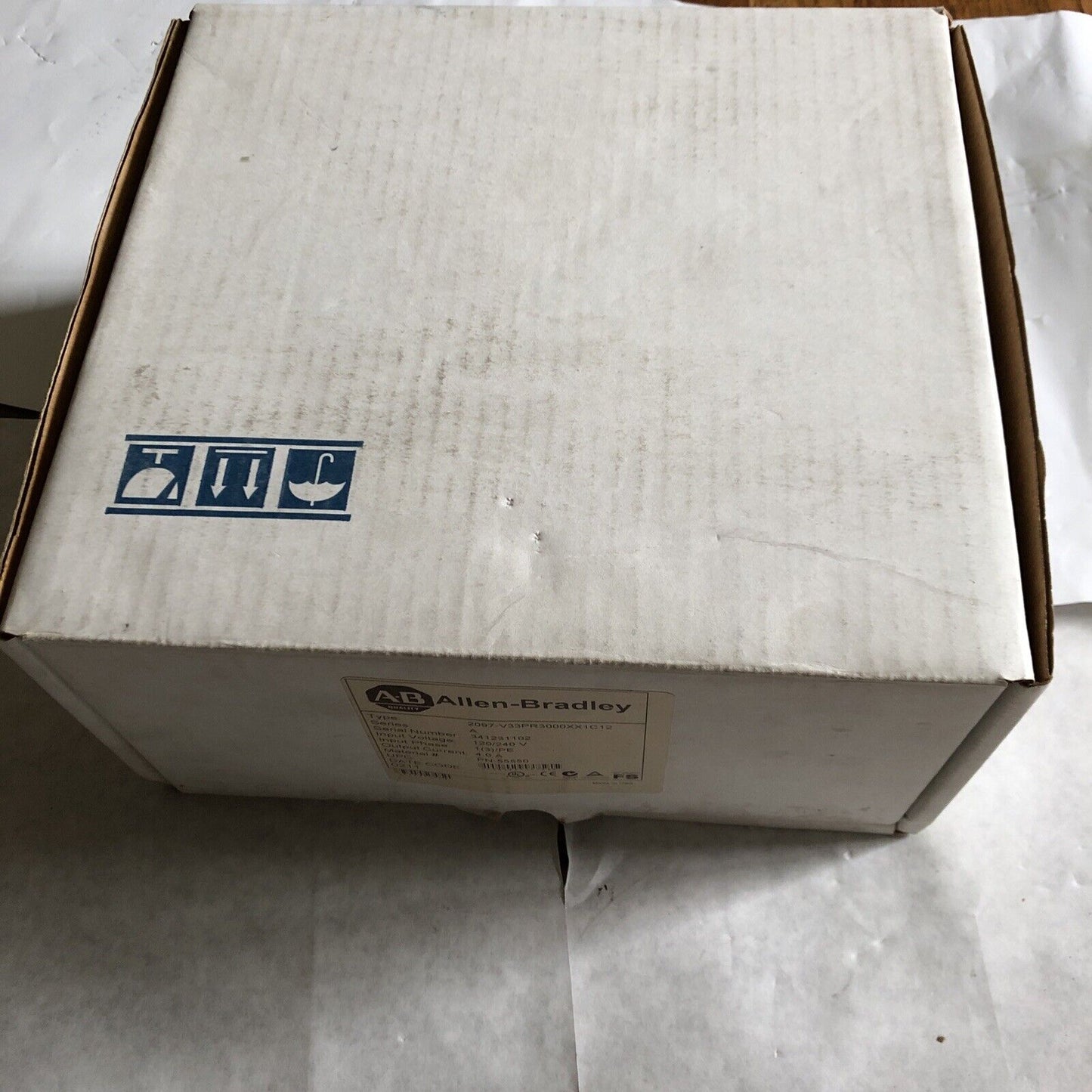 New Allen Bradley 2097-V33pr3 Ser Kinetix 300 Servo Drive,2097V33pr3,Ea