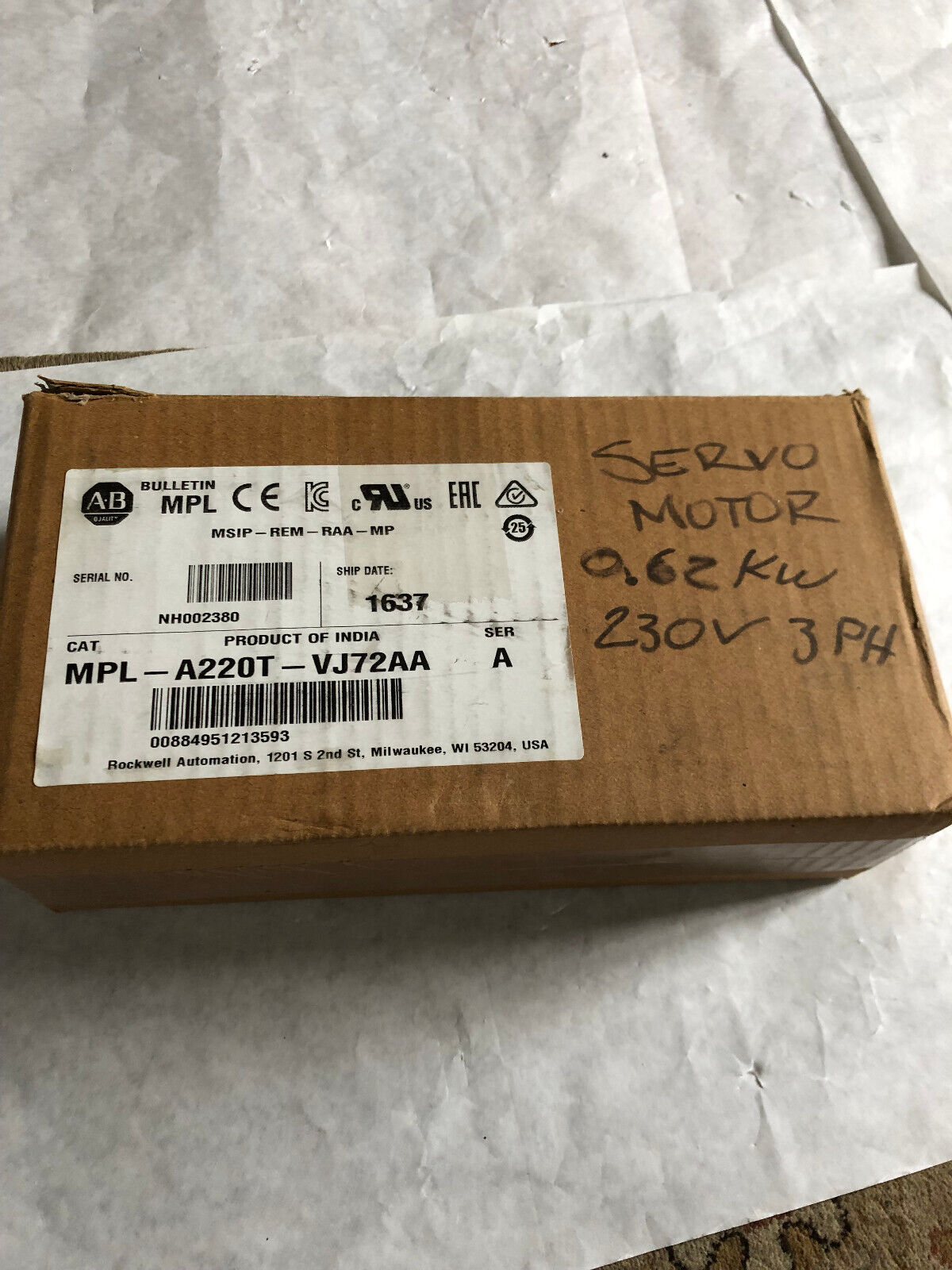 New Allen Bradley Mpl-A220t-Vj72aa Kinetix Servo Motor,Mpla220tvj72aa,Ay