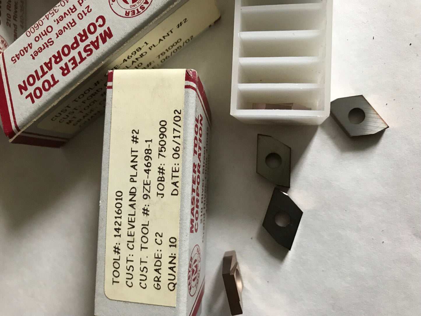Lot 50 Master Tool 14216010 Carbide Cutting Insert 9Ze-4698-1 Grade C2 751000,Ah