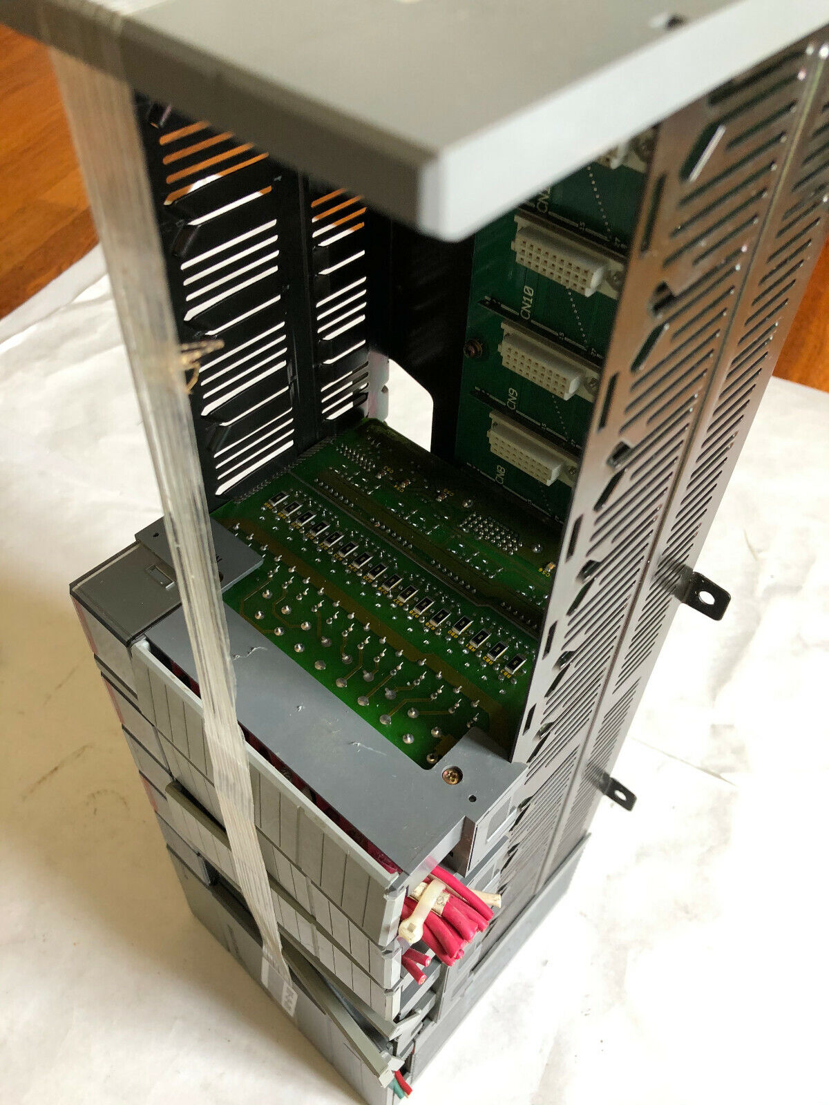 Allen Bradley 1746-A10,1746-P2 Slc-500,1746-P2,5/01 Cpu,Triaci/O's,1747-L511,Ch