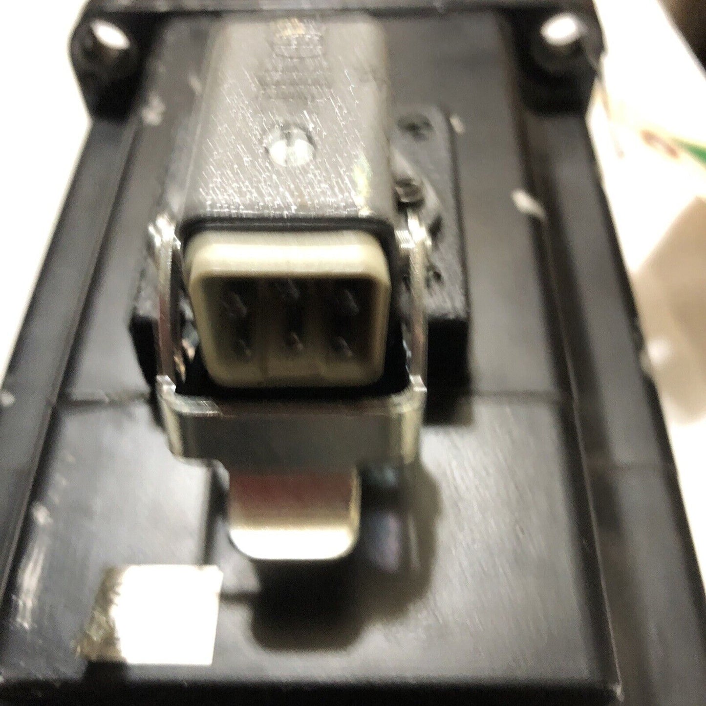 Kawasaki P60b13200l0x20 Bl Super Servo Motor,P60b13200l0x2c Sanyo Denki,Dj