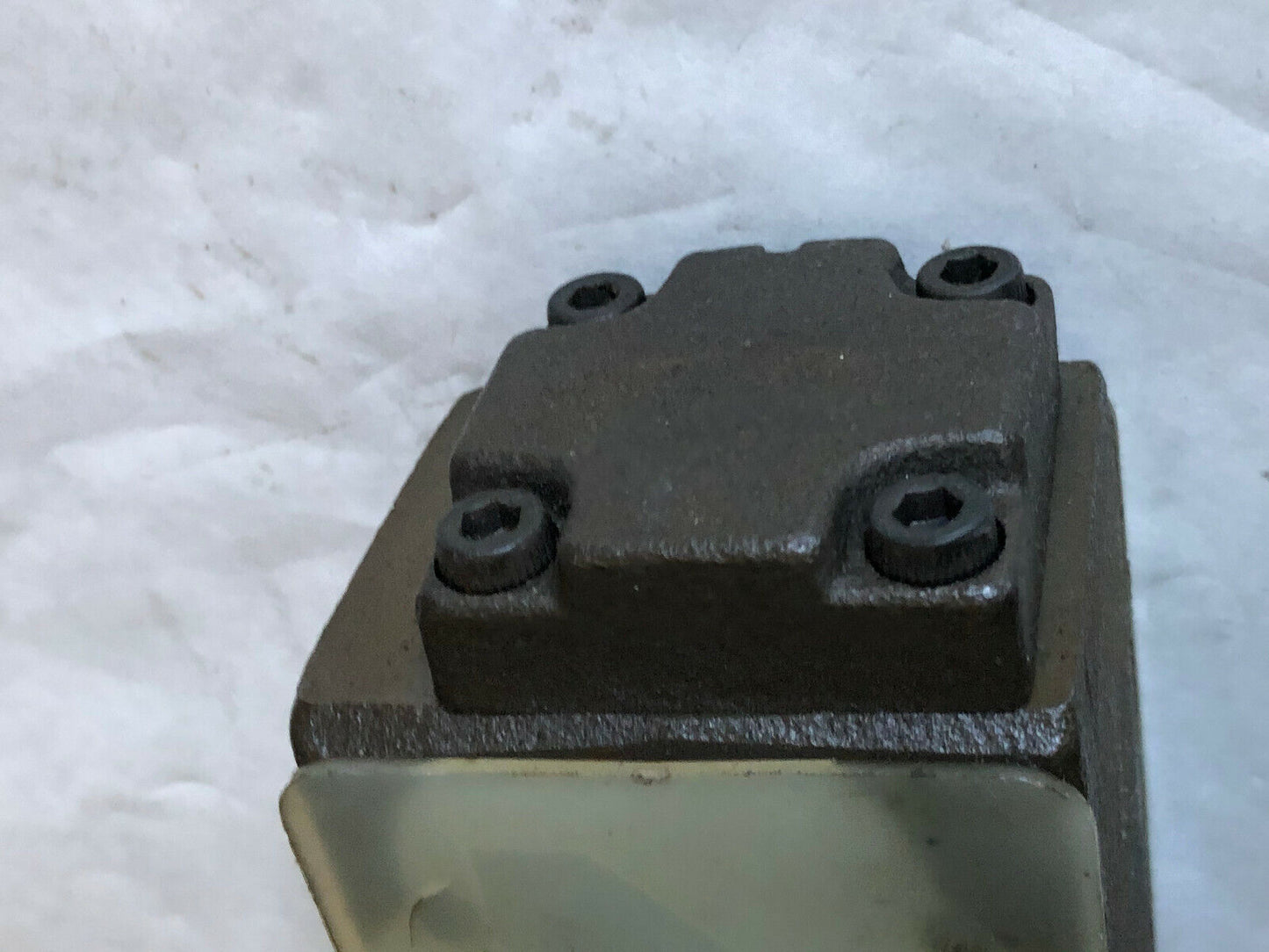 New Yuken Mhb-03-A-20,Vk-311322 1-0 Counterbalance Modular Valve,Mhb-03A20,Tn