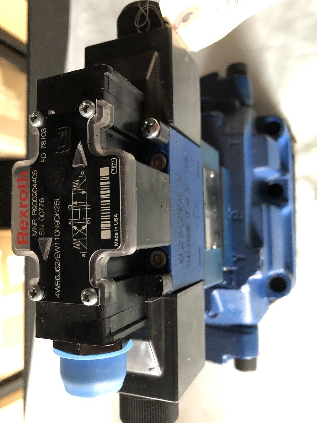 New Rexroth R900904406,Z2fs 6-2-44/1Q, Valve,R978008115,4We6j62/Ew110n9dk25l,Az