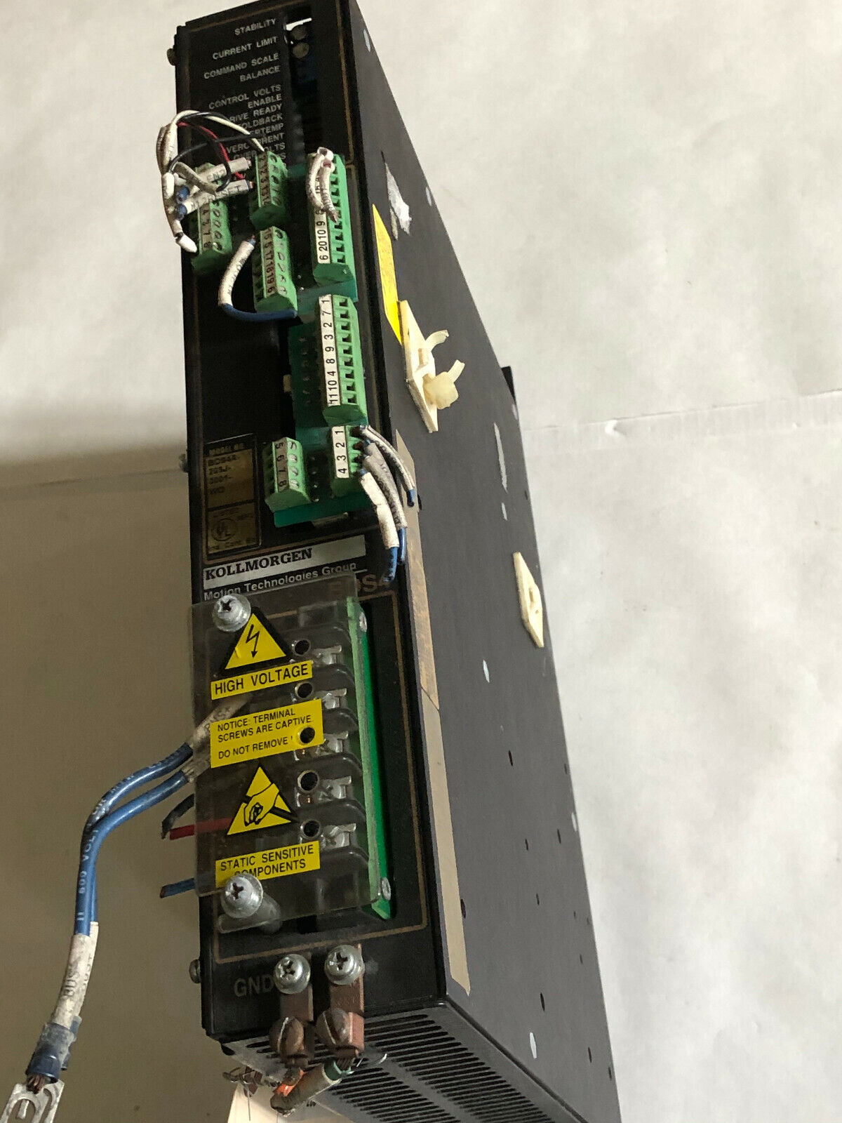 Kollmorgen Bds4a-203J-0001Wo Ac Servo Drive, 230 Vac, 3 Phase, 3 Amp,Di