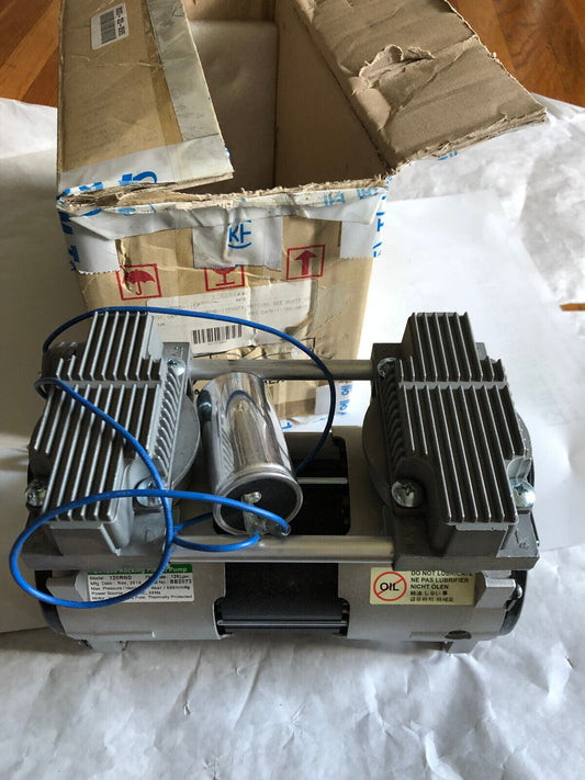 New G&M 120Rnd Oil-Less Rocking Piston Pump. 115Vac 4Bar,120Rnd-115V,An