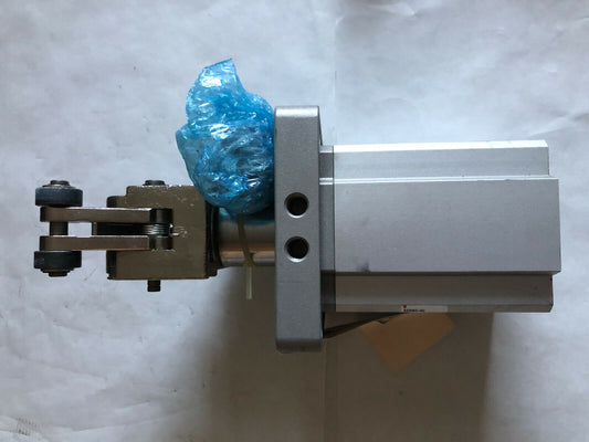 New 1/4 Npt Smc Rs1h80-40-Dcj2824j Pneumatic Cylinder/ Actuator,Ax