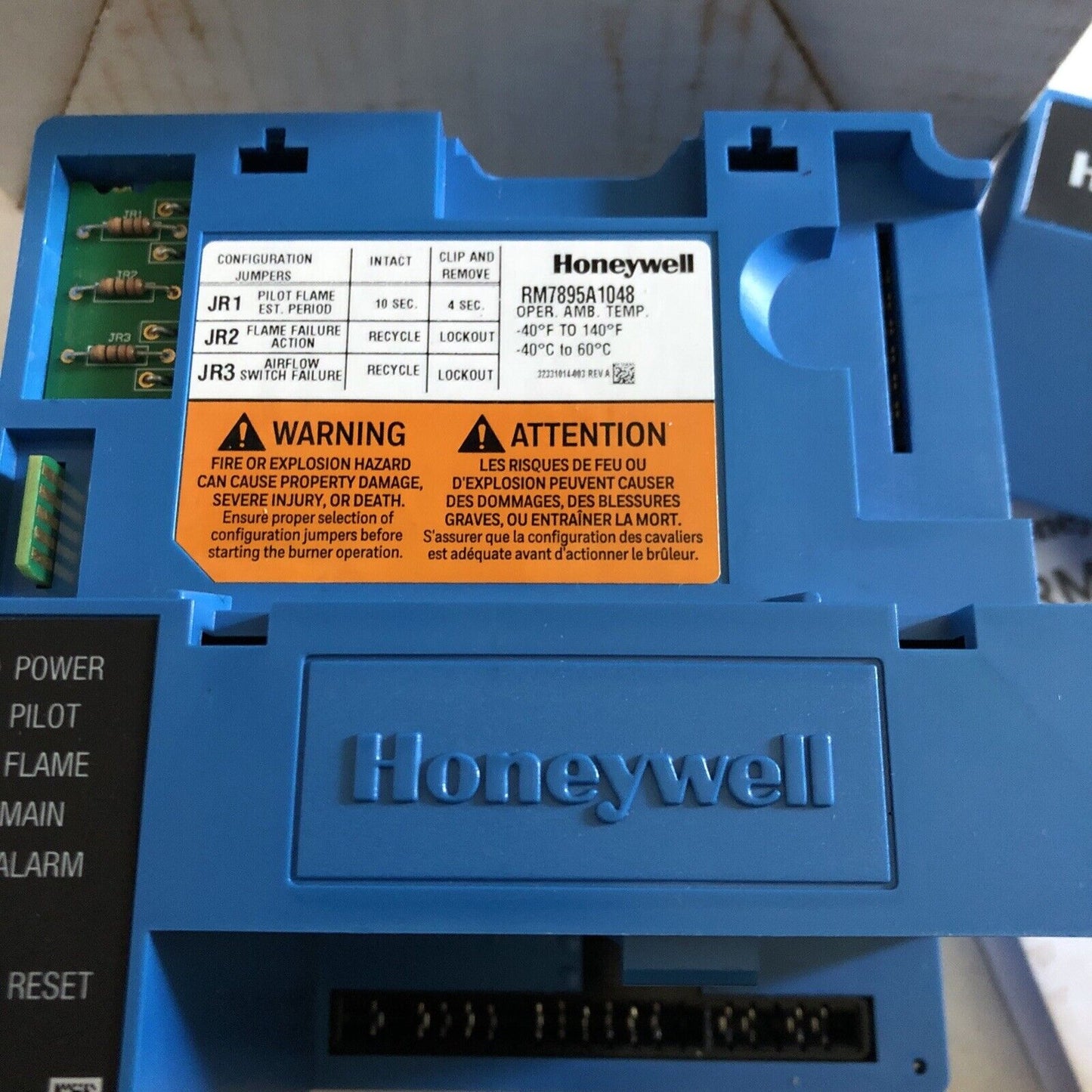 New Honeywell Burner Control Rm7895 A 1048,Honeywell Rm7895a1048,So