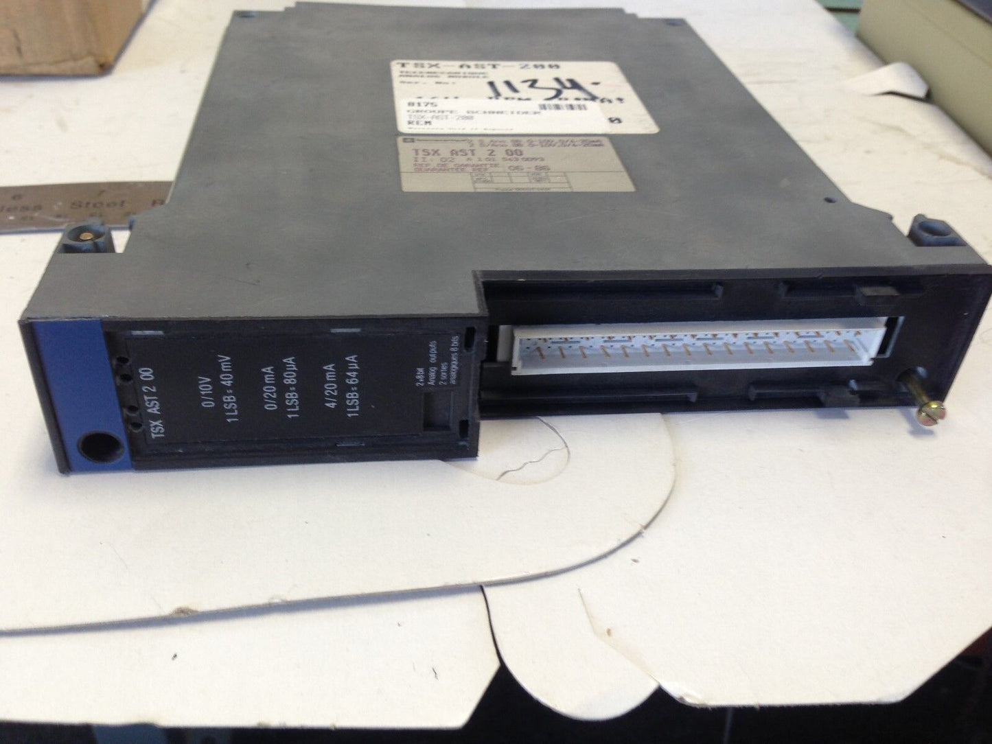 Tsx-Ast-2 00 Groupe Schneider Telemecanique Output Module Analog Hold-Et,Fl