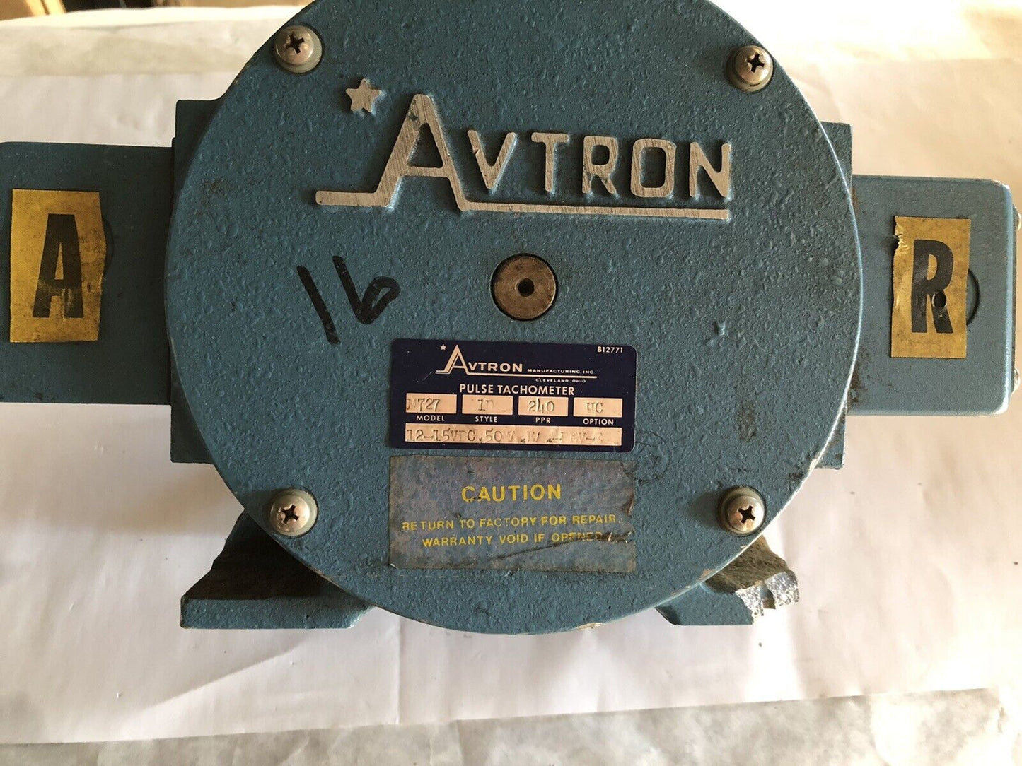 Lot 2 Avtron  M727, 1D Pulse Tachometer 240 Ppr M727-Id-240-Uc 12-15Vtc,50W,Cd