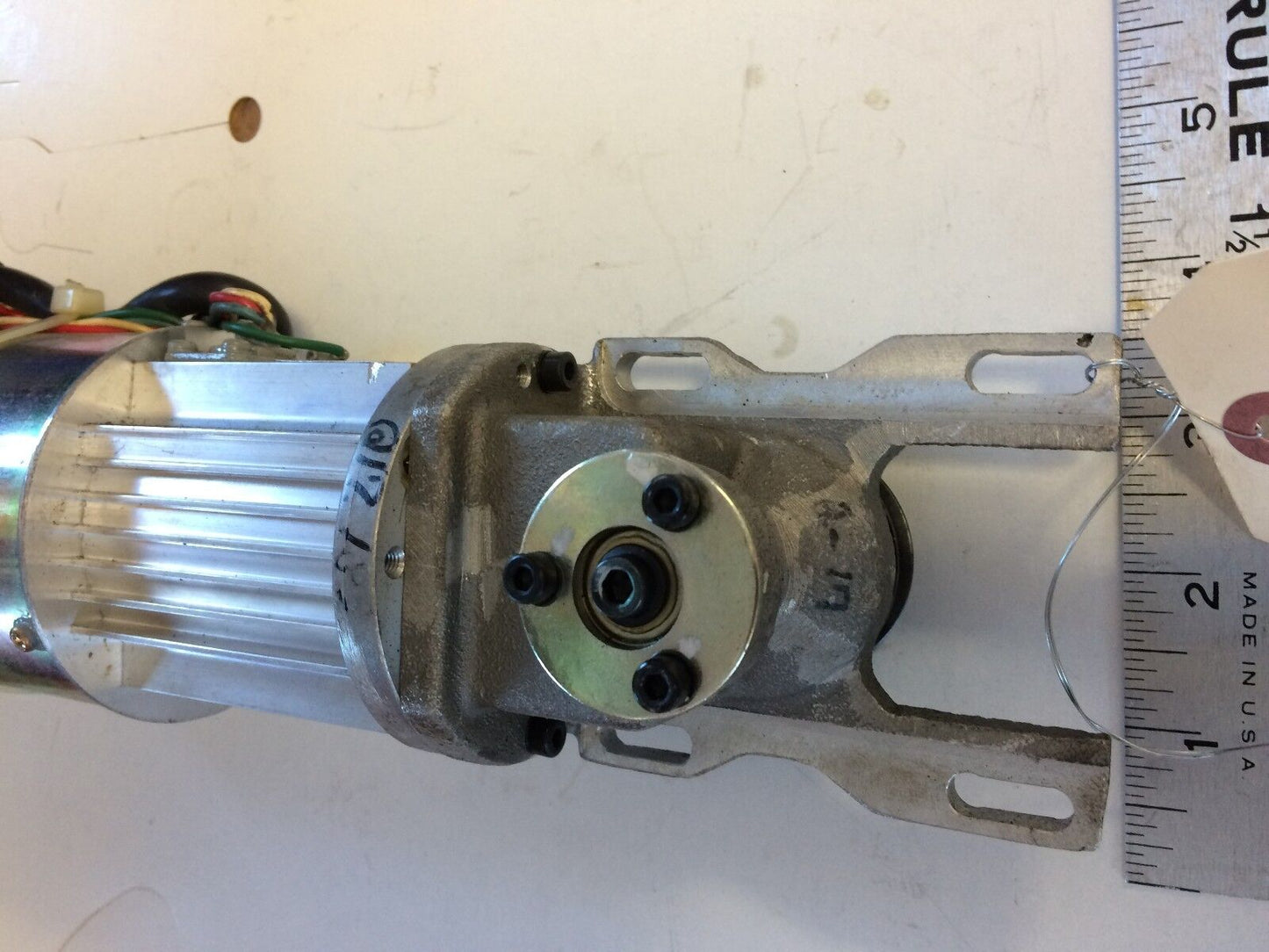 Yaskawa Usarem-Oiyr4i,Yaskawa Usarem-01Yr41 Ac Servo Motor,110 W,Rpm 3000,Bg