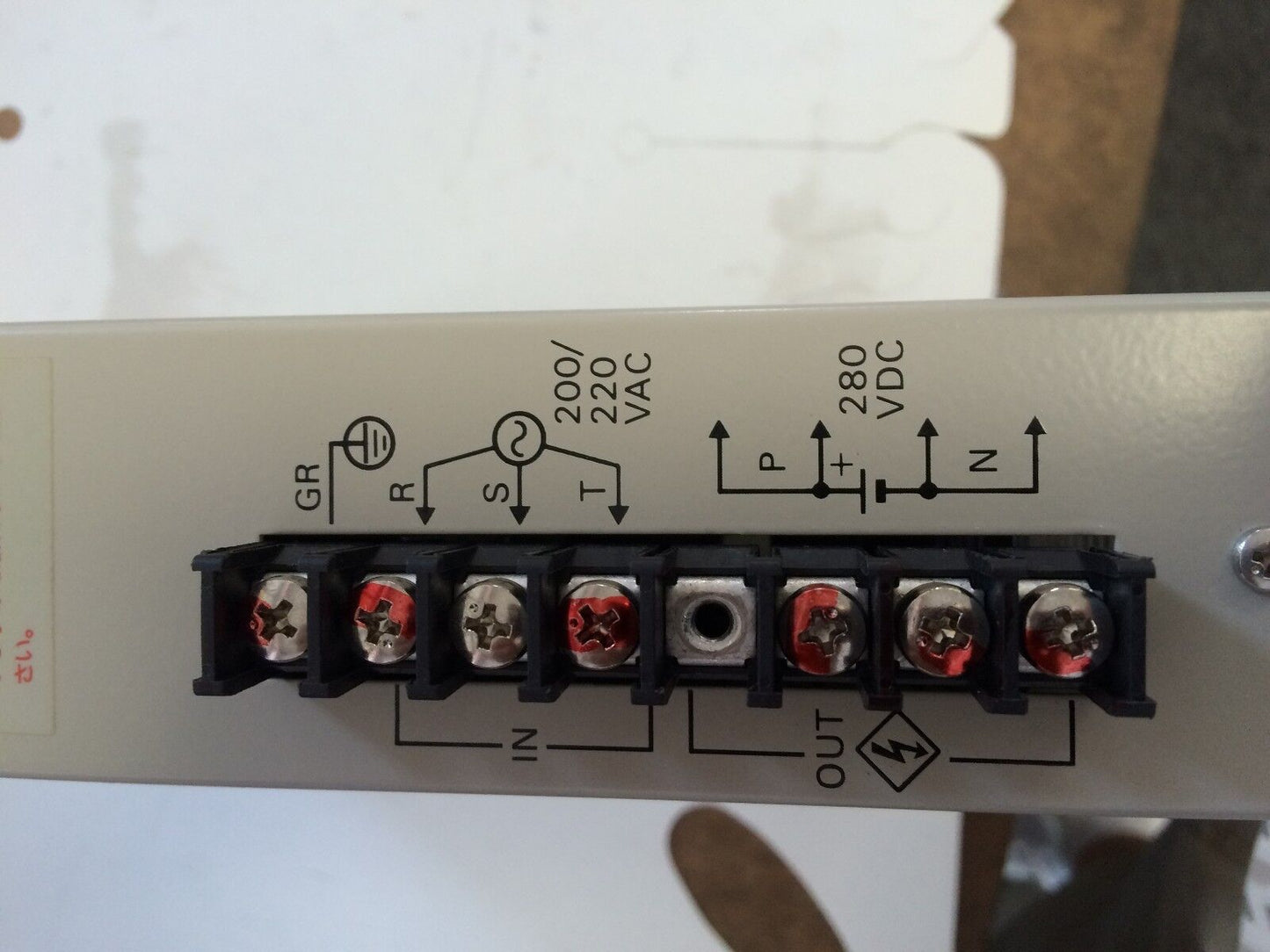 Omron R88s-R305 Power Supply, 280 Vdc  ,Cz,Ee