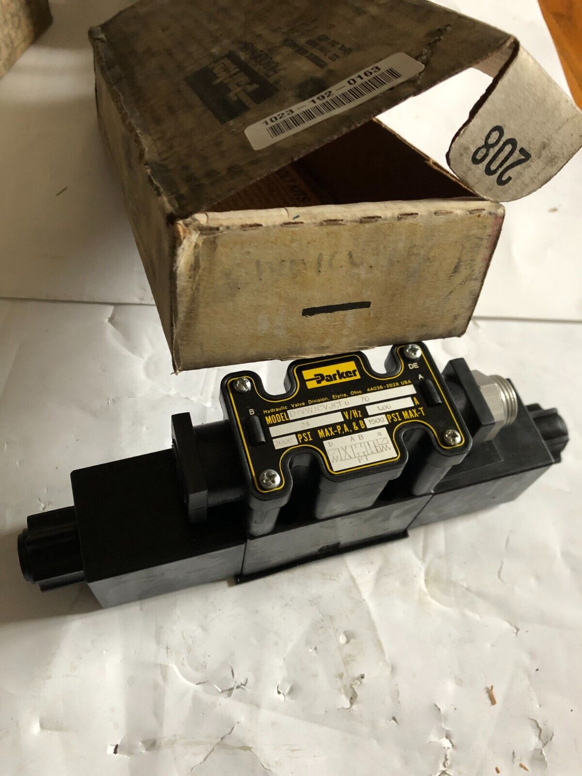 Parker Hannifin D1vw1cvjcf6 70 Solenoid Operated Directional Control Valve,Bt