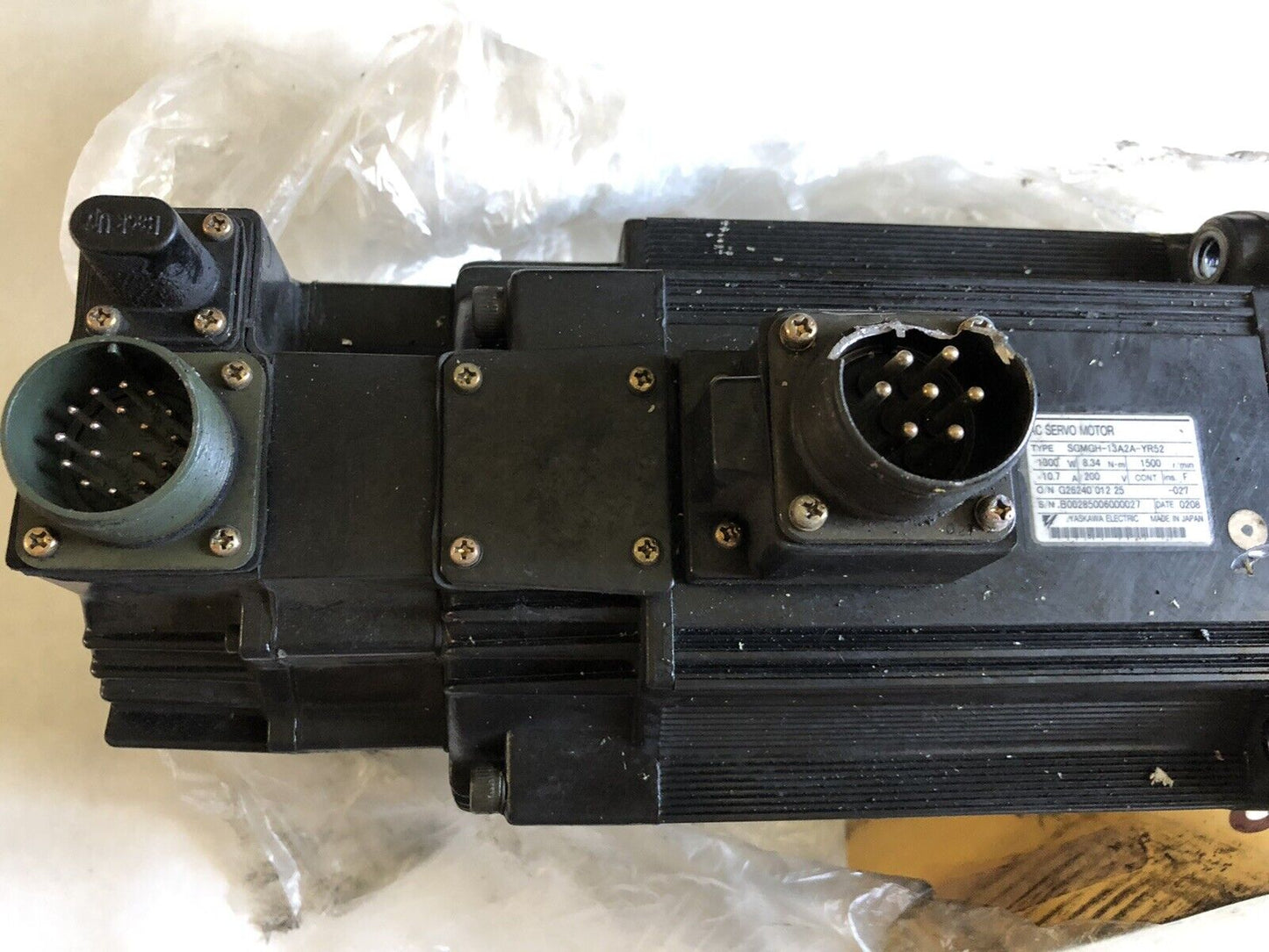 Yaskawa Sgmgh-13A2a-Yr52, R10887 625 Ac Servo Motor, 1500 Rpm, 200 Vac,Bh,Be