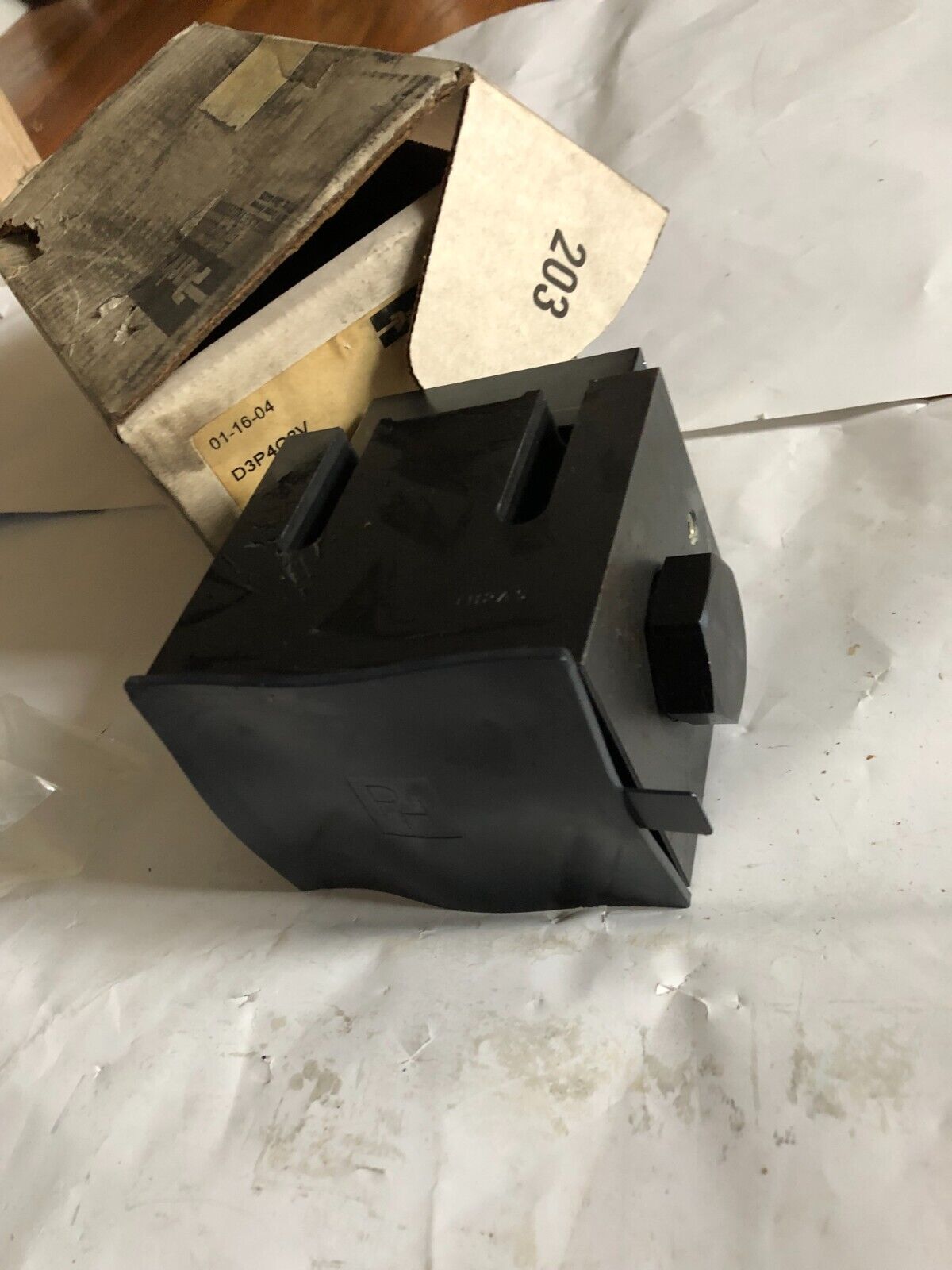 Parker Hannifin D3p4c2v,D3p4c2v-30 Oil Operated Directional Control Valve,By