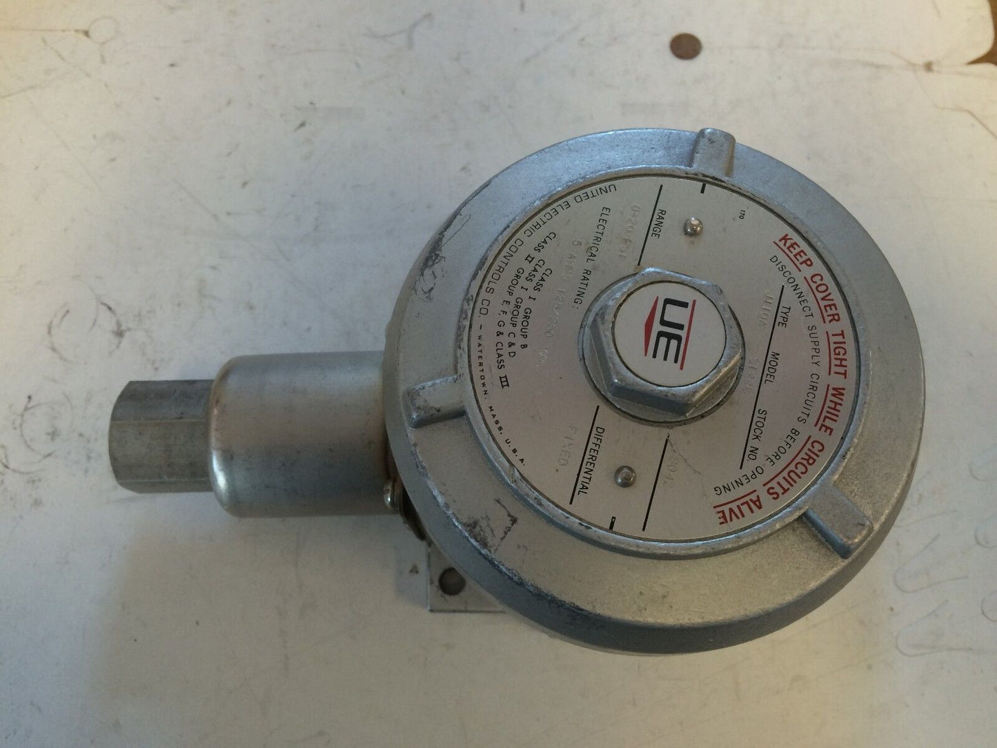 3/4  United Electric J110a-S144b Pressure Switch 0.5-20Psi Ss 1/2 Nptf Dual,Ei