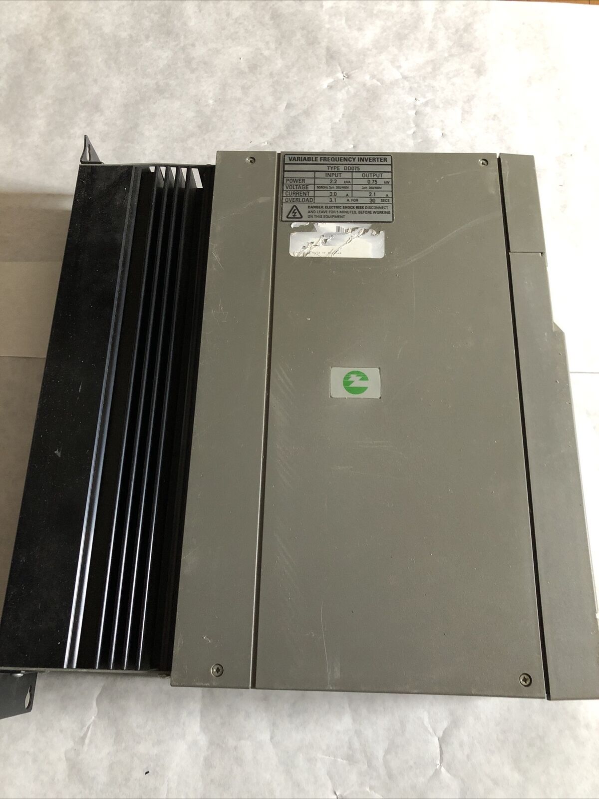 Control Techniques Do075,Pp1-11 Emerson Dd150 Drive Ac 460V,2.2 Kva Interver ,Bk