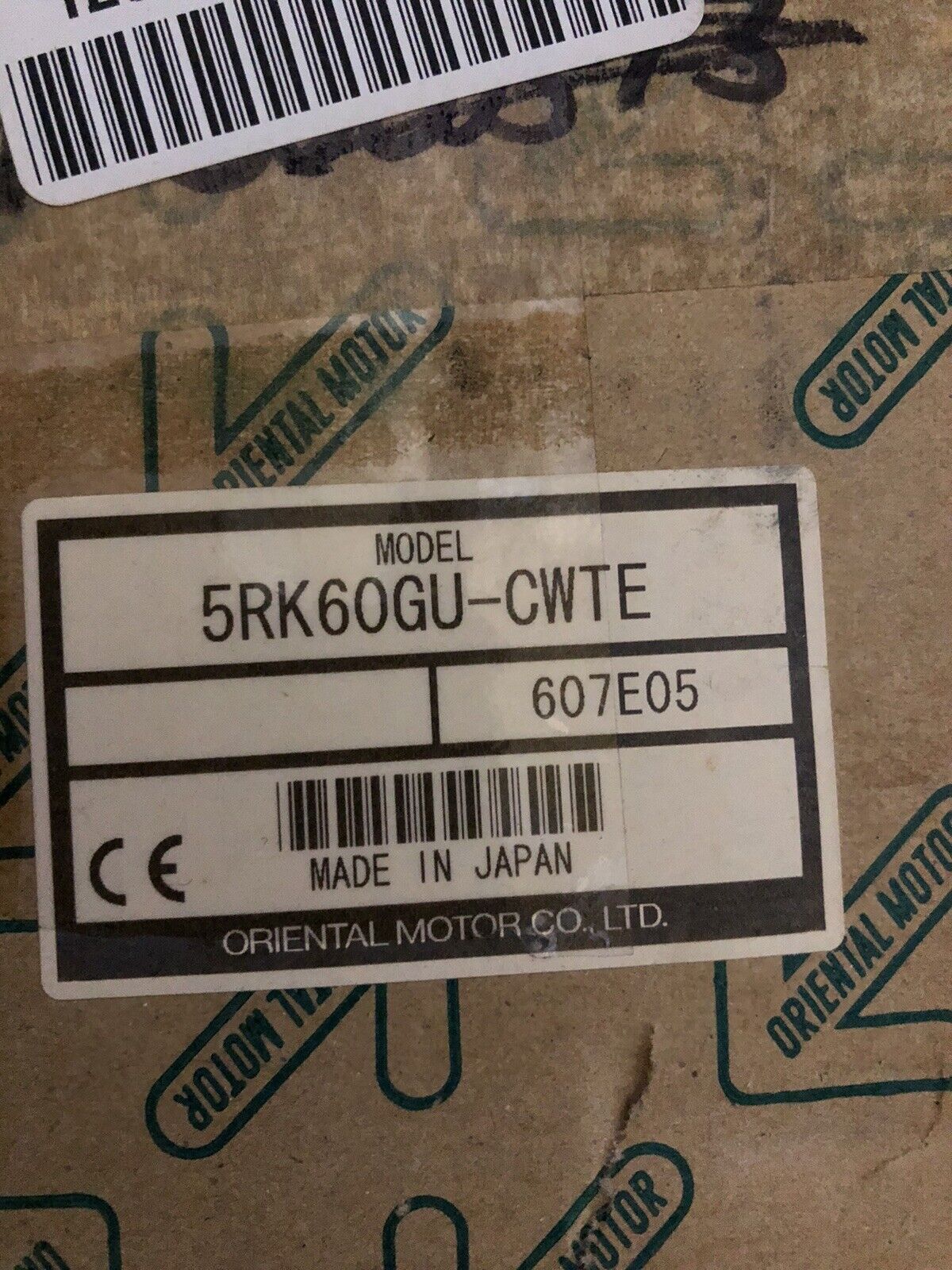 5Rk60gu-Cwte,Oriental Motor 5Rk60gu-Cwt Reversible Motor,230Vac,1200/1450Rpm,Tj