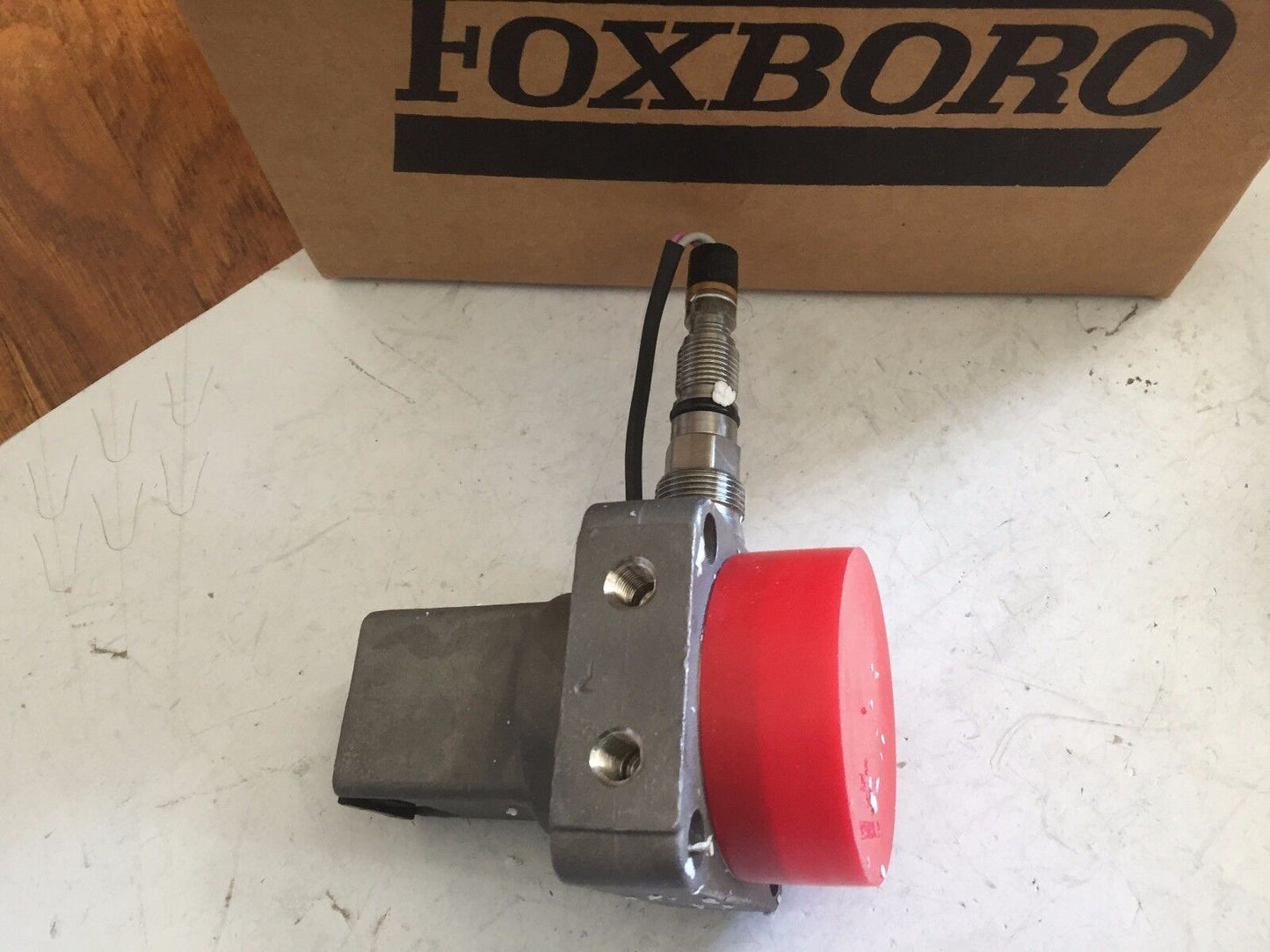 New Foxboro D0135nd Invensys Electric Level Sensor Origin 2A8716 C0-Ni  G/M,Te