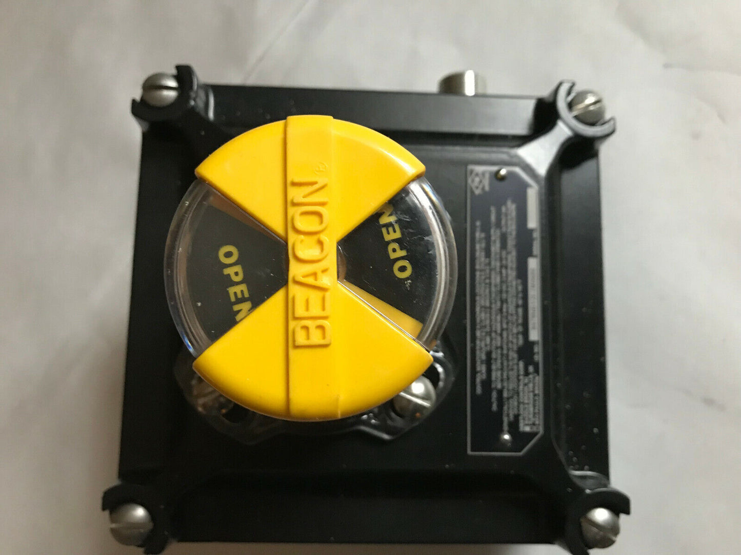 New Westlock Beacon 9479Nby2e2m0600 Valve Control Monitor/Limit Switch,Sn