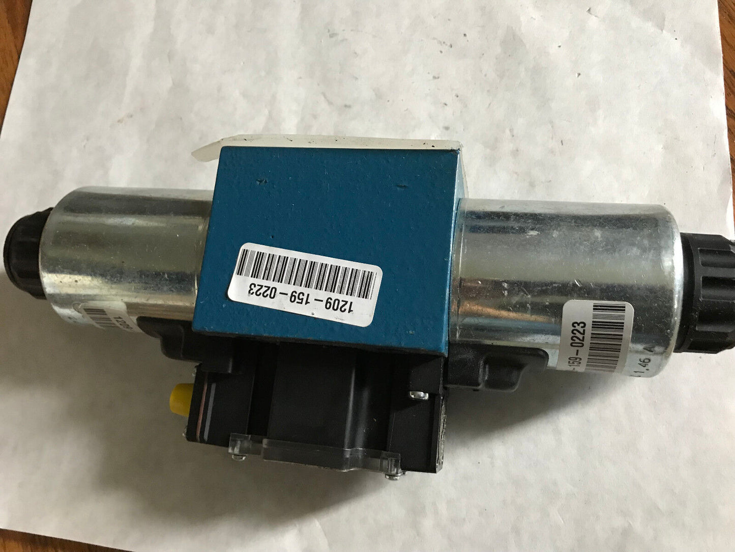 New Rexroth R900961324,Rexroth 4We 10 J40/Cg24n9dk24l,24 Vdc Hydraulic Valve,Te