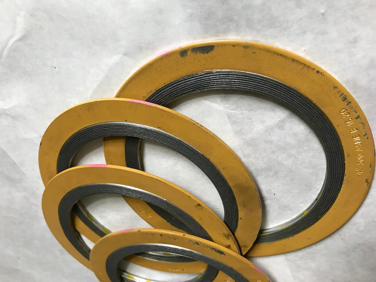 New Lot Of 4 Garlock Flex Seals,304-Vc  4" 300 Asme B 16.20,300,304-Vc,Ag