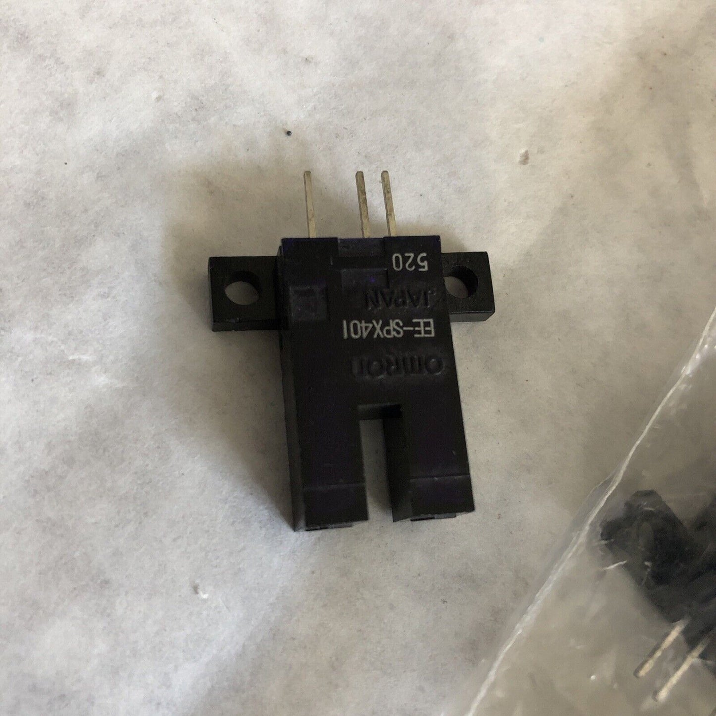 New Lot 4 Omron Ee-Spx401 Sensors Eespx401  ,Ed