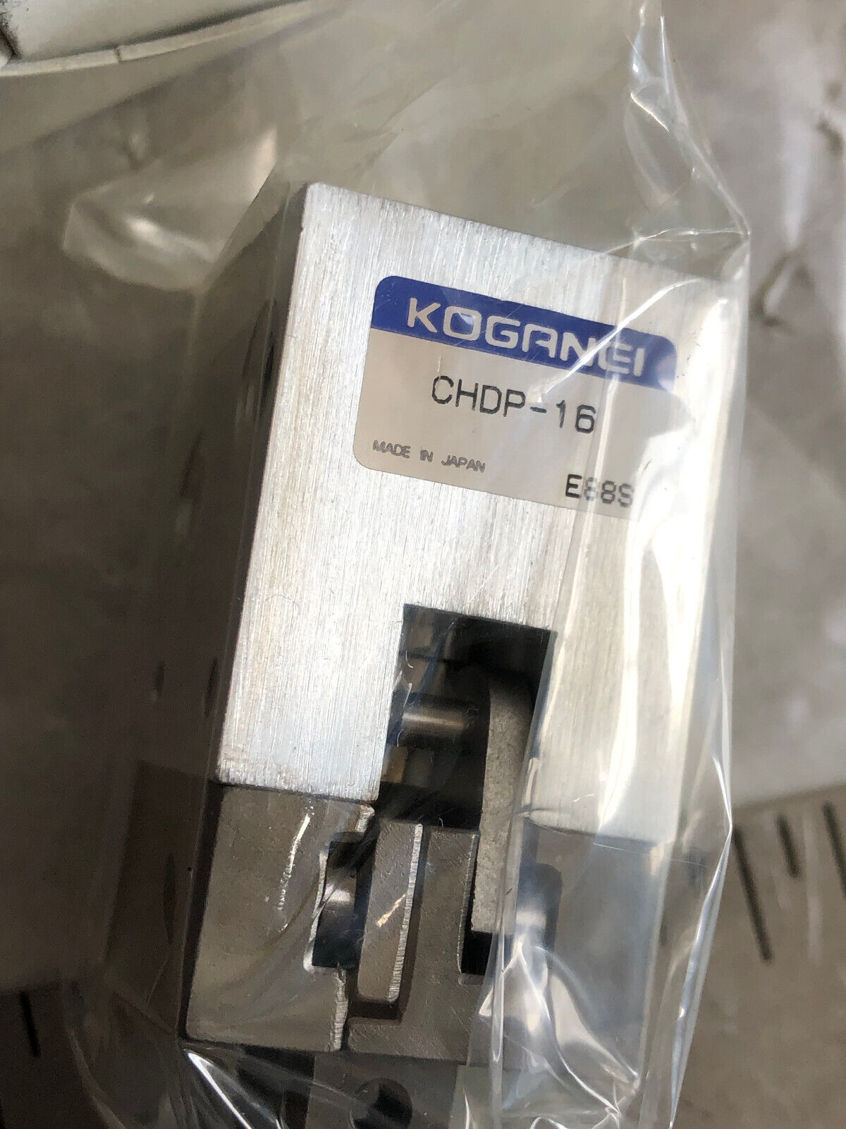 New Koganei Chdp-16 Pneumatic Gripper Air Hand,Chdp 16,Ss