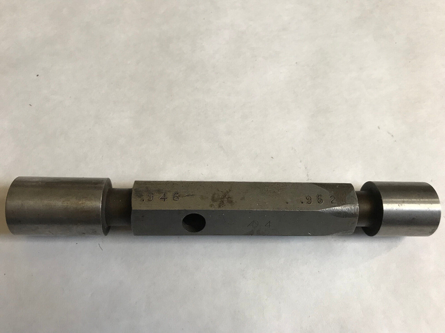 The Pipe Machinery Plug Inspection Gage Sp-536 Wp-986  Go .946  No Go .952,Et