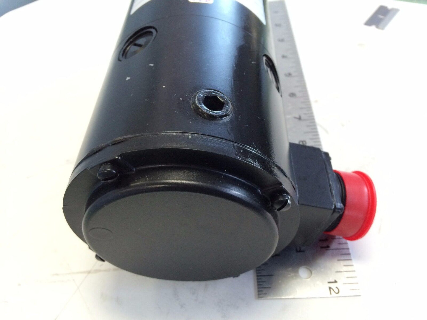 New Cmc Cleveland 4102Dcb300h0ab0001 Permanant Servo Motor 18.4A  Torque, Bq