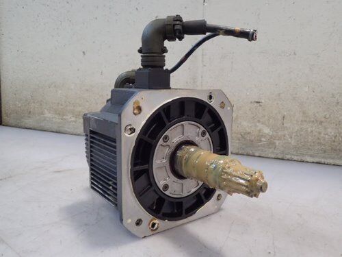 Yaskawa Electric Sgmd-40Awa0yr12 Ac Servo Motor 4000W 2000Rpm 22.8A,Bs