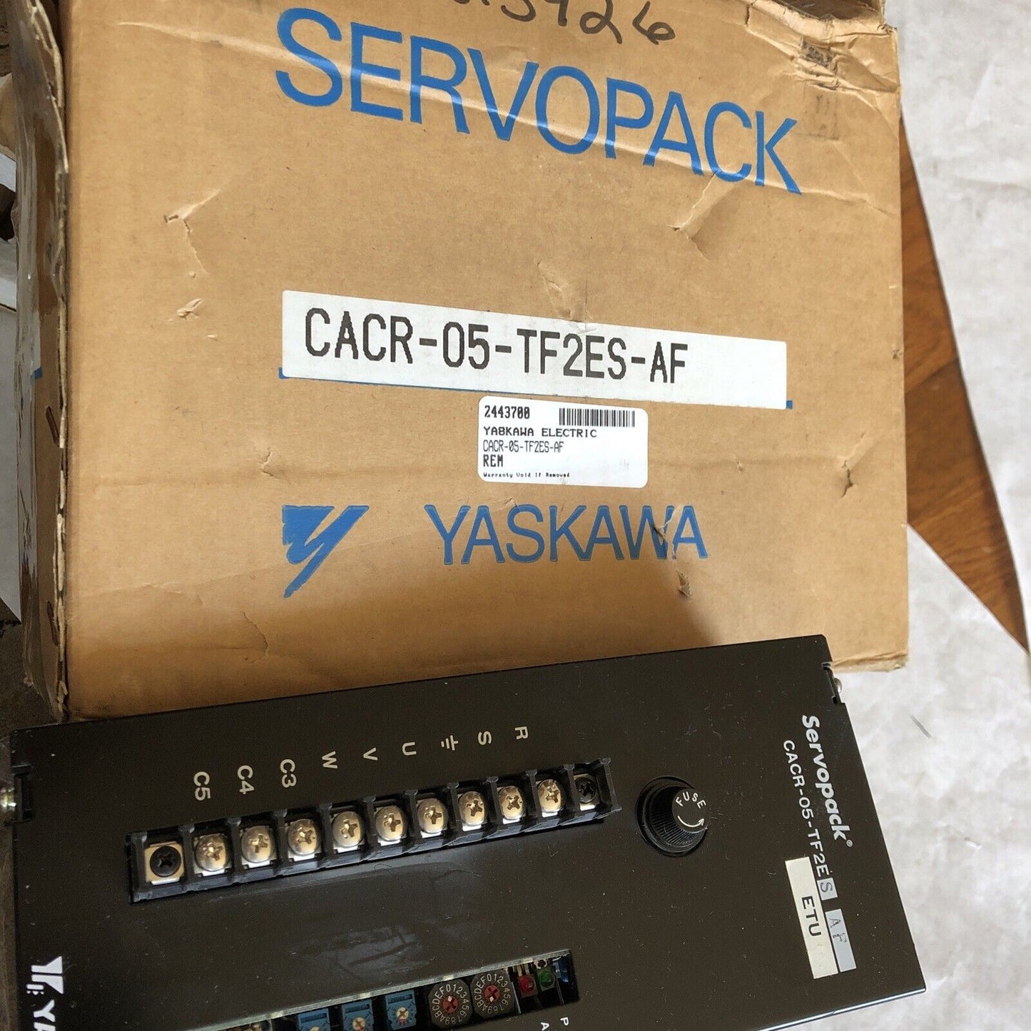 Yaskawa Cacr-05-Tf2esaf Etu Electric Servo Drive Servopack, Cacr-05-Tf2es-Af,Ea