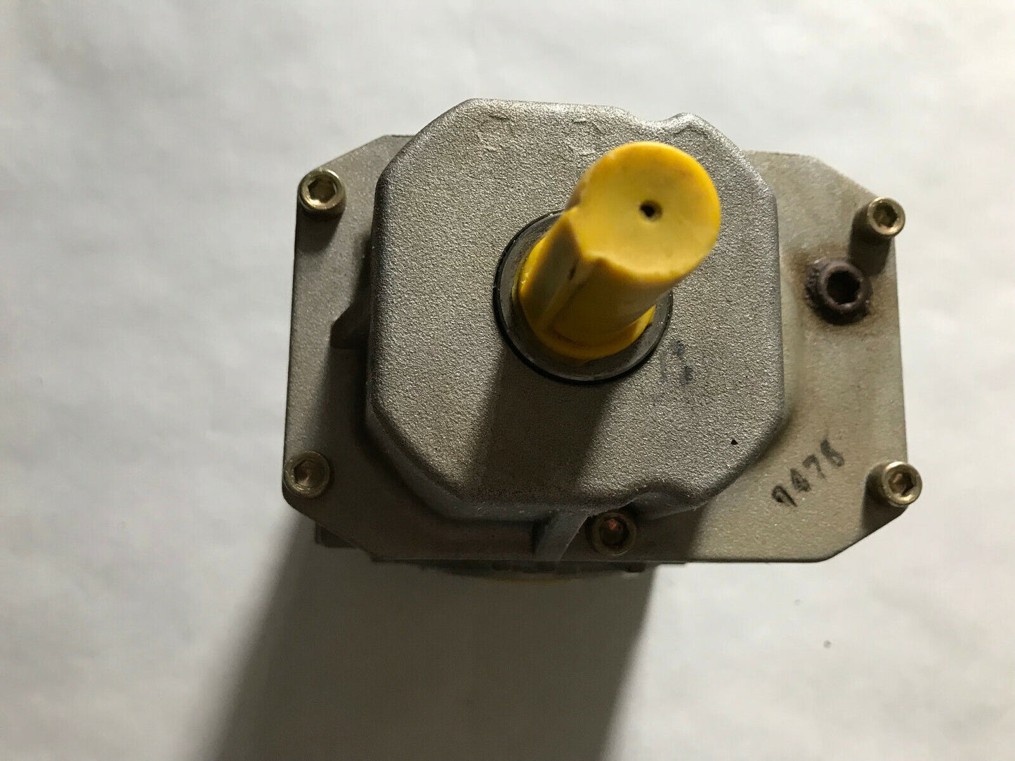 Bonfiglioli A102-Uh25-5.5-Hs,Gearbox,1-5.5,Code 1E52g00304,Ai02 Uh25 5.5 Hs,So