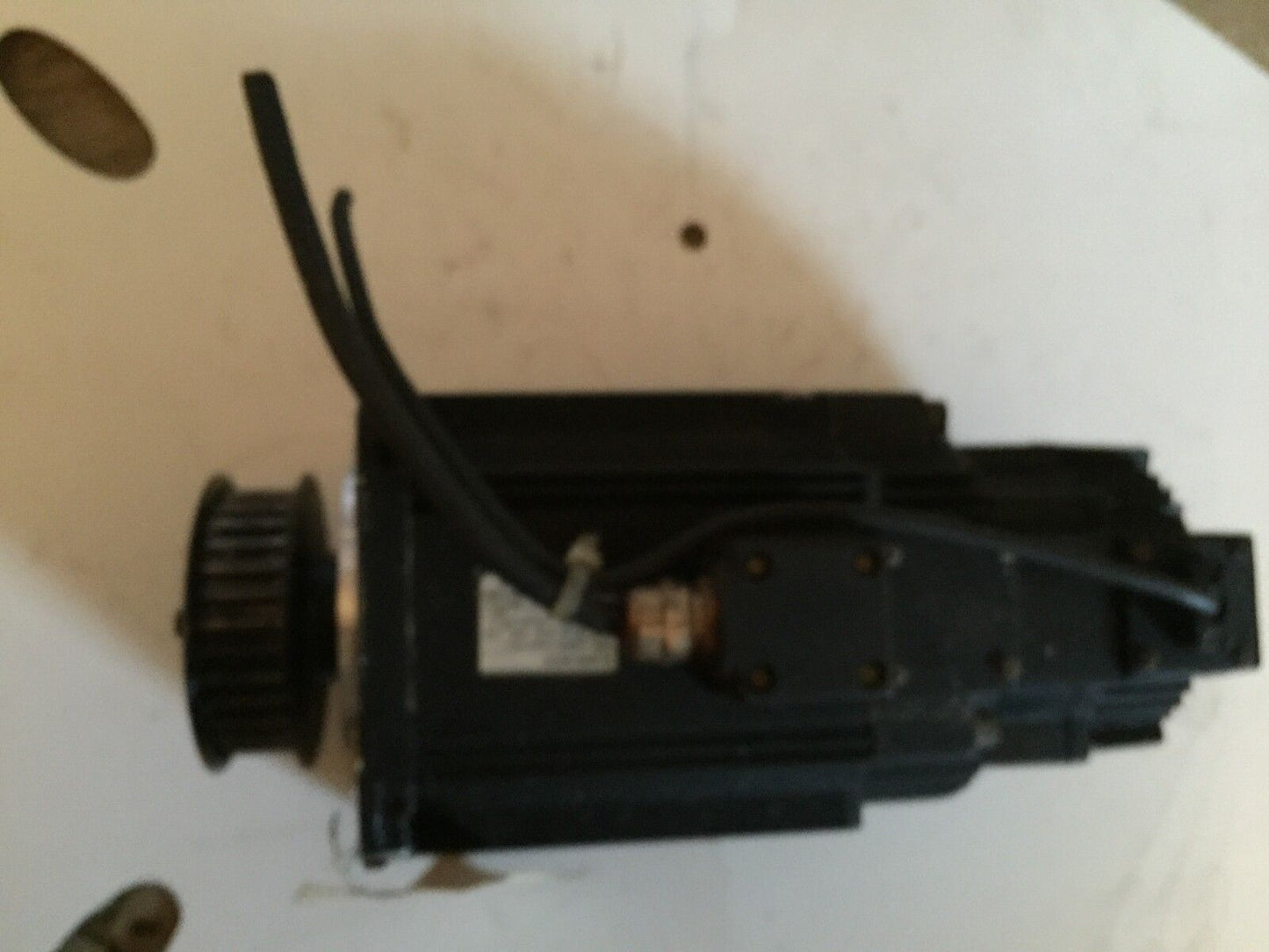 Yaskawa Electric Sgmgh-13A2a-Yr13 Ac Servo Motor,200V,1300 W, Rpm1500,Bi
